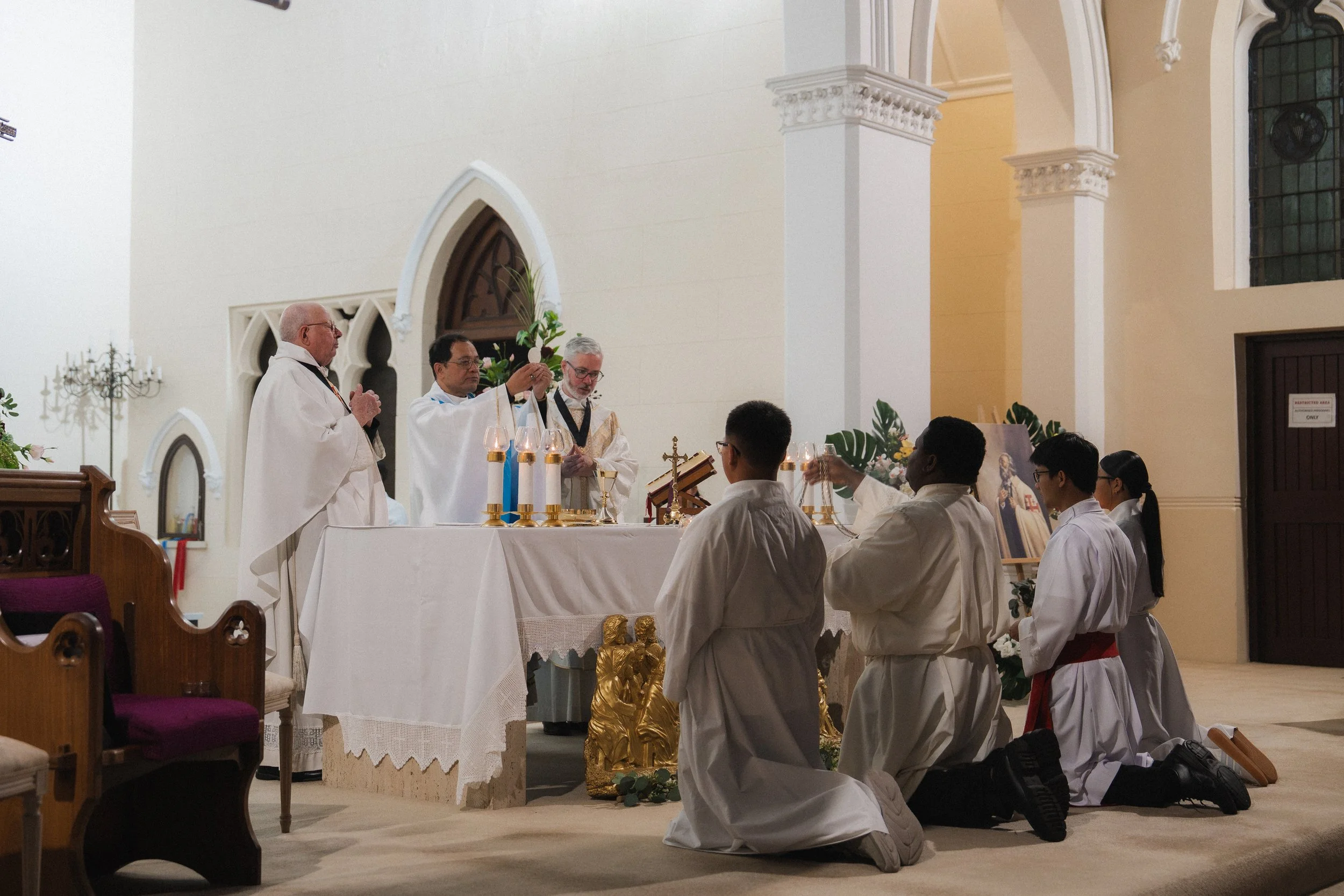260921_Hostage-261005_StBartoloLongoFeastDay_KOTHS-198.jpg