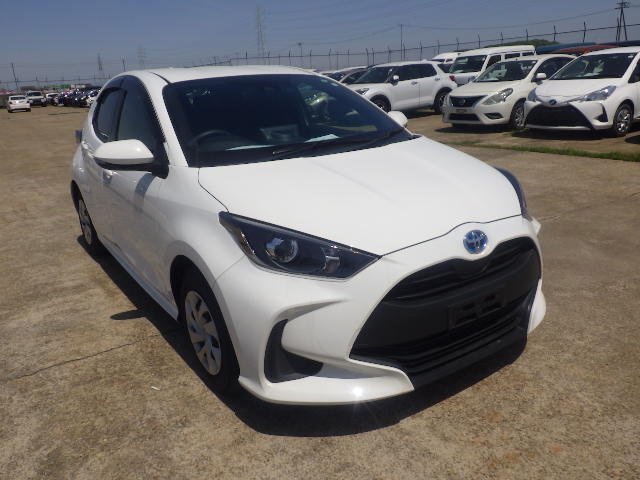 TOYOTA YARIS 1.5L HYBRID (2021)