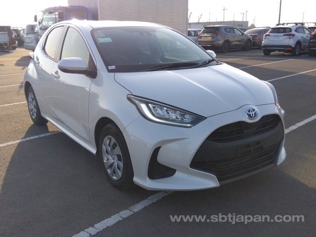 TOYOTA YARIS 1.5L HYBRID G (2021)
