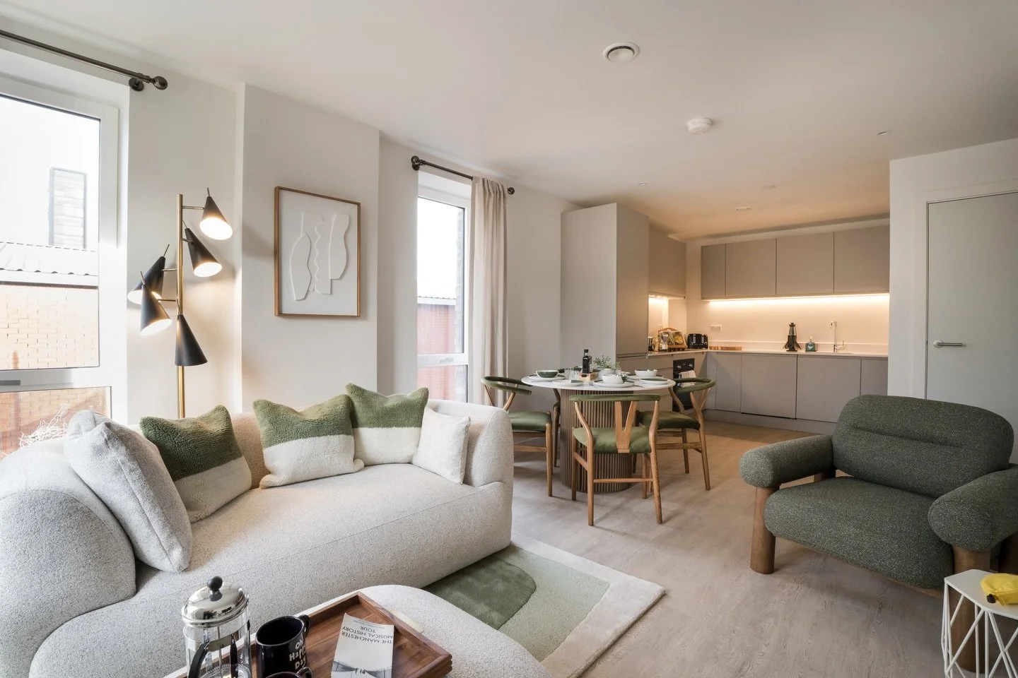 Show home now open ✨

With viewings officially underway with @residemanchester. Book your visit to the Eliza Yard show home today - call 0161 837 2840. 

#Ancoats #HomesForSale #ElizaYard
