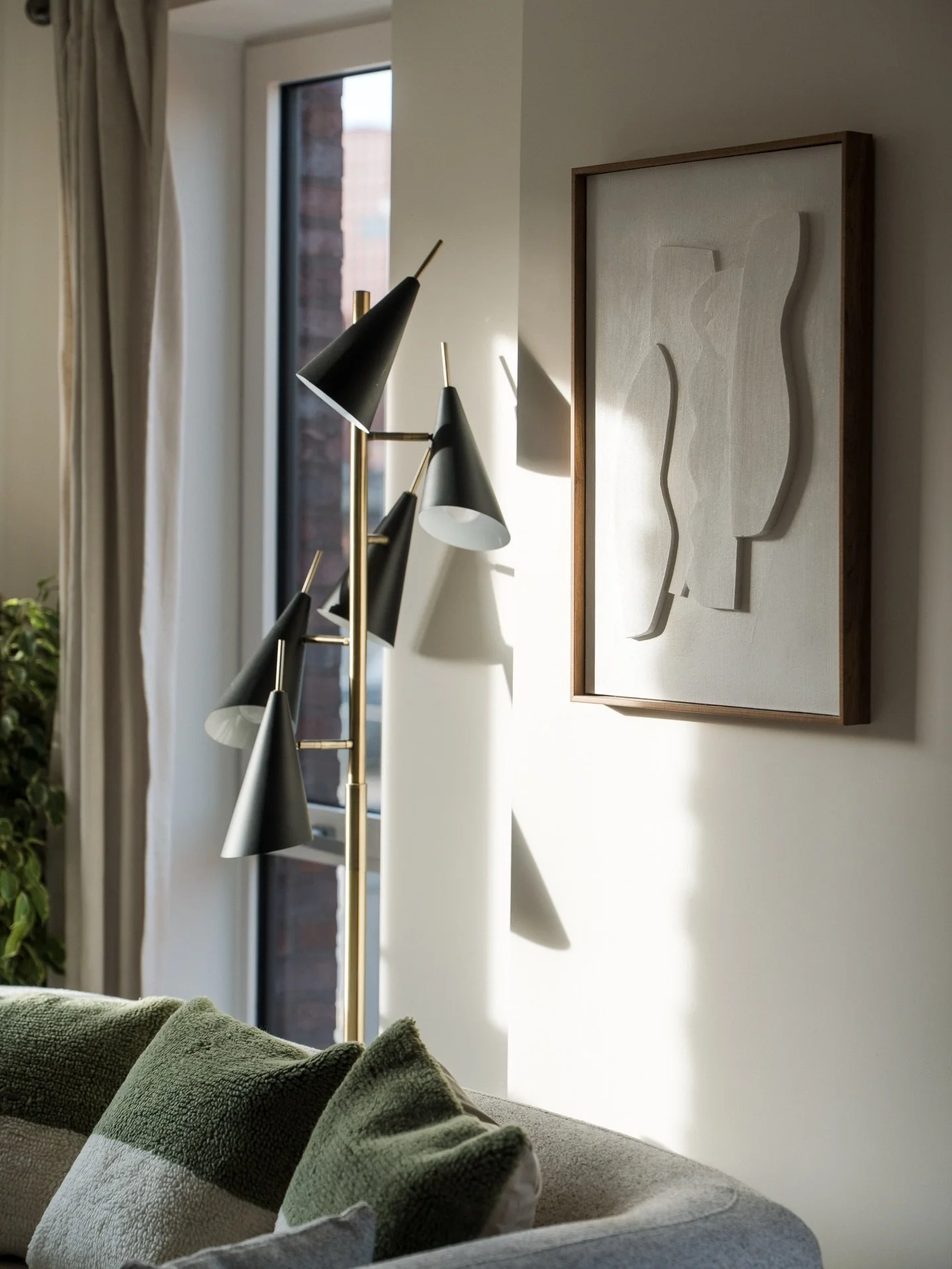 A closer look 🪴

Soft light. Calm spaces. Thoughtful finishes.
The show home brings together comfort and craftsmanship - ready to experience in person.

Book a viewing via @residemanchester
📞 0161 837 2840
📍 Eliza Yard, Ancoats, Manchester 

#Eliz