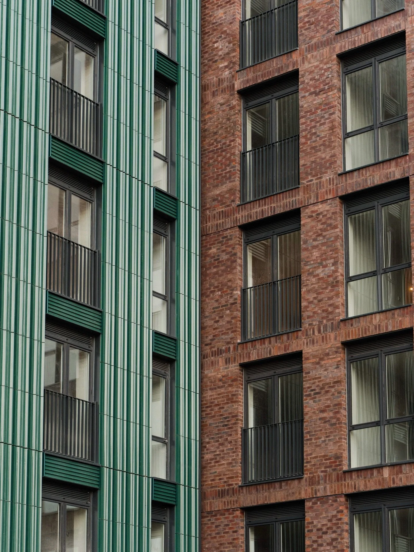 Terracotta brick. Deep green tile.
Eliza Yard, almost complete.

Move-in from April 2026 🔗