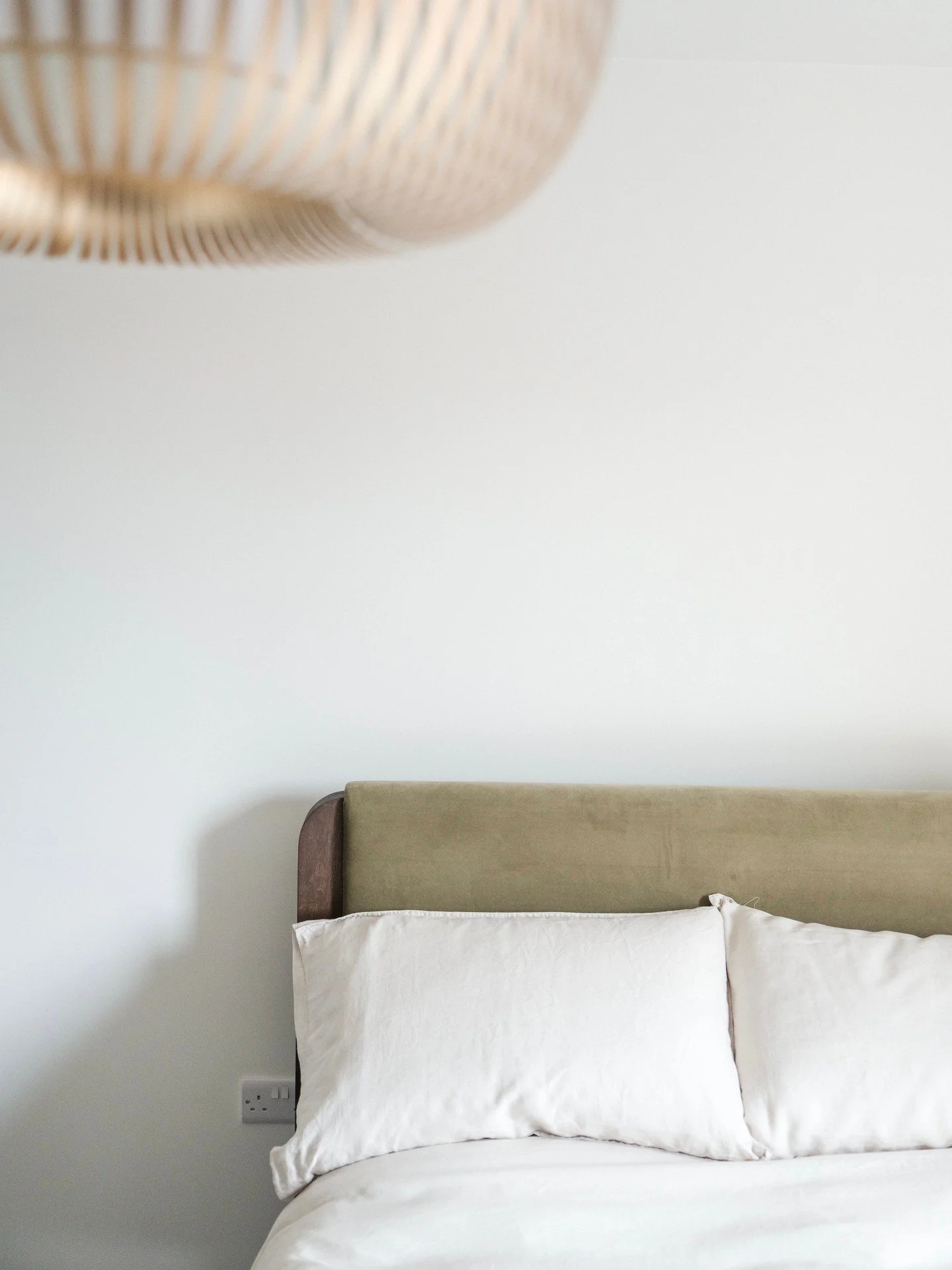 A slower start 💭

Breakfast in bed. Coffee in Ancoats. Walks, movement, moments to reset.
It&rsquo;s all part of the balance at Eliza Yard.

Say hello to your next chapter - quiet, peaceful living, with Ancoats right there when you need it 🔑 Link i