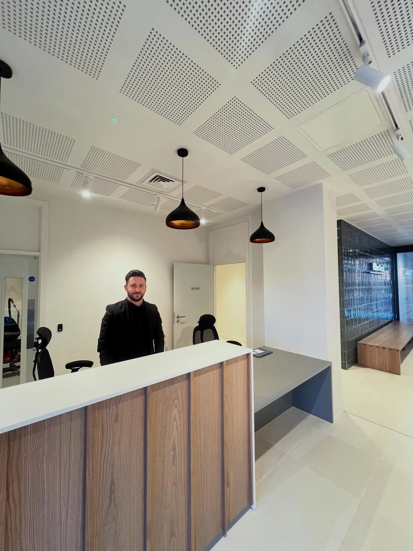 A warm welcome 🪴

This week, we welcomed our first residents to Eliza Yard, with Yaz, our concierge, on hand to make their arrival seamless.

A new community is beginning, right here in Ancoats.

View the show home with @residemanchester 🔗
