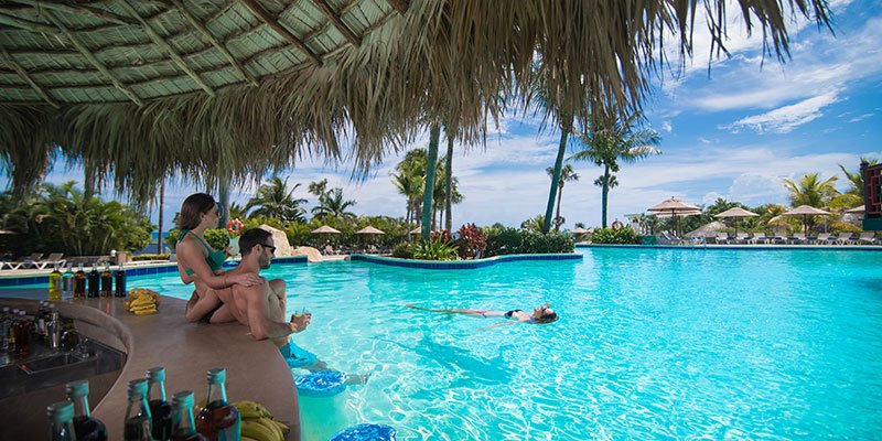 2018_Tropical_05.jpg