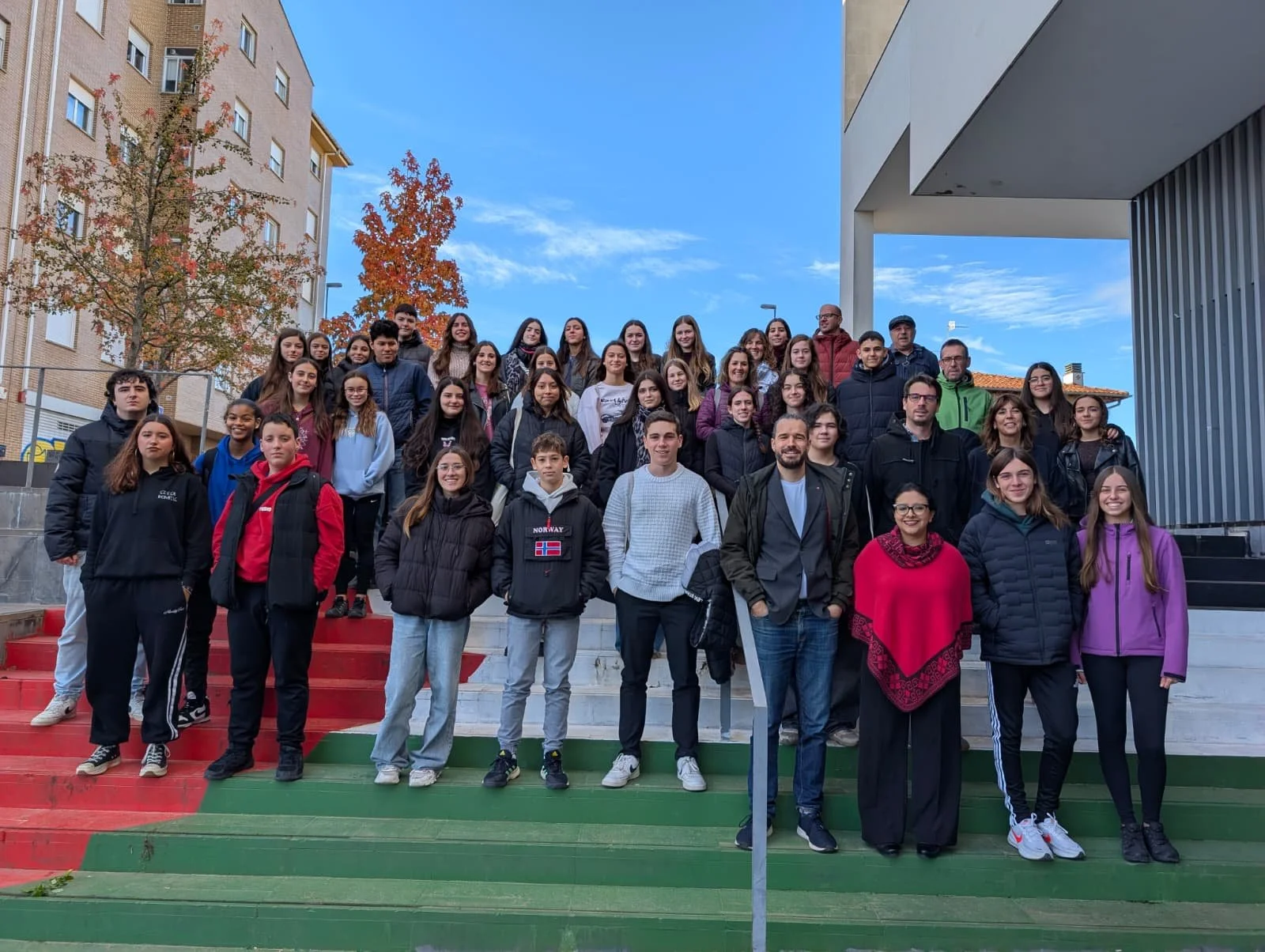 Comienza el programa de corresponsales juveniles.