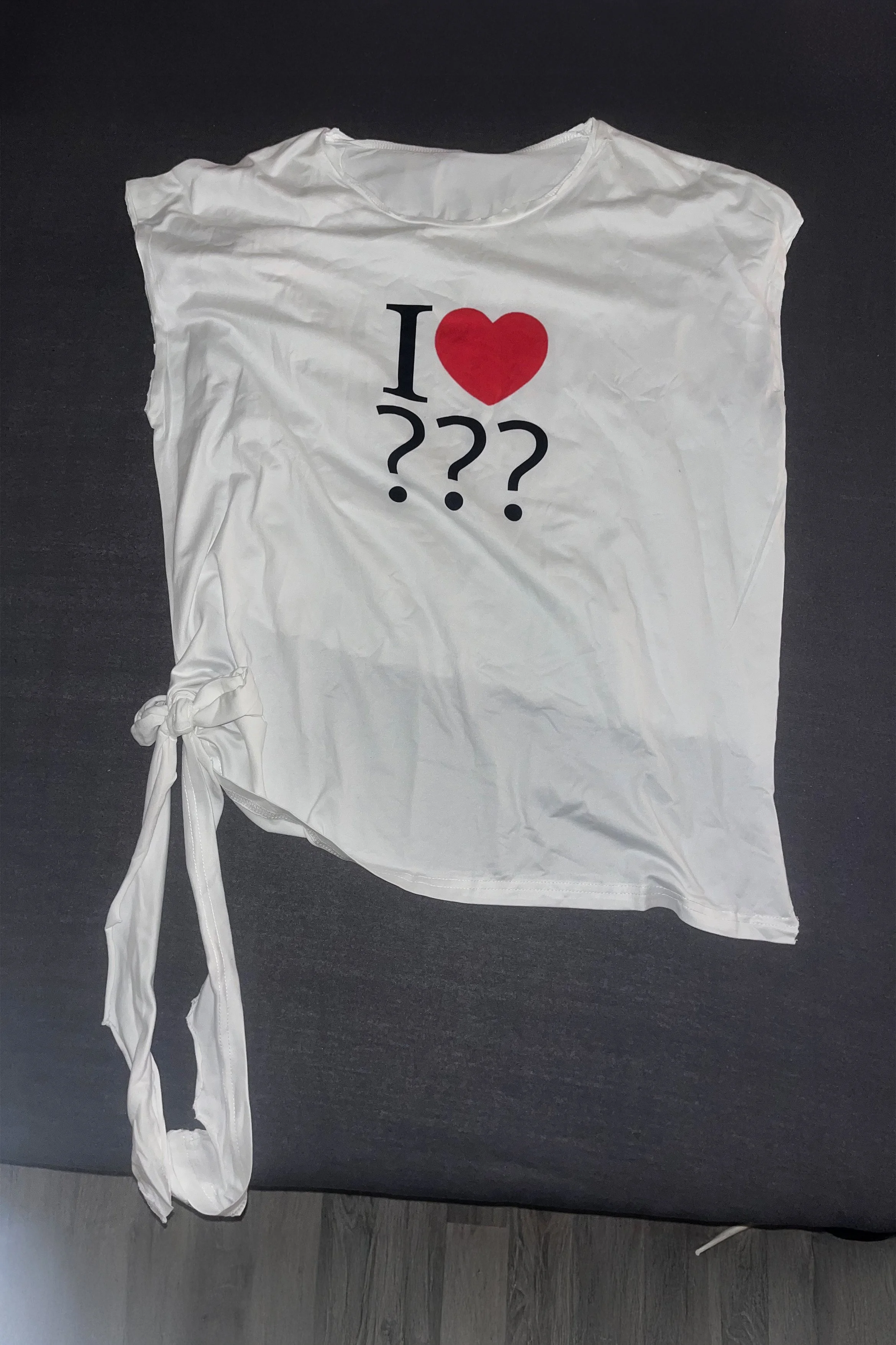 i heart tail 1x front.jpg