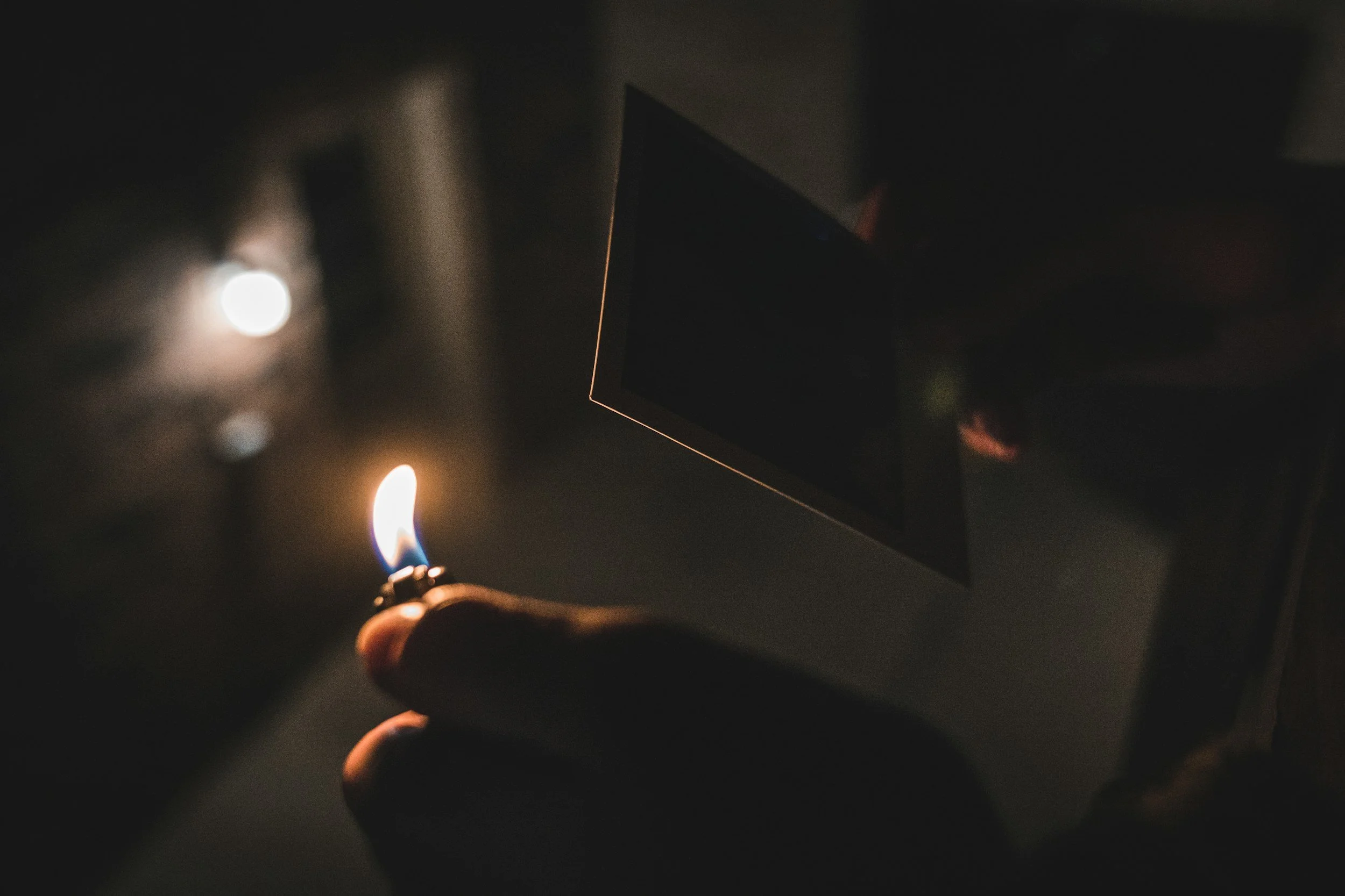 Benching in Dating: Why Being Someone’s “Backup Plan” Hurts More Than Ghosting