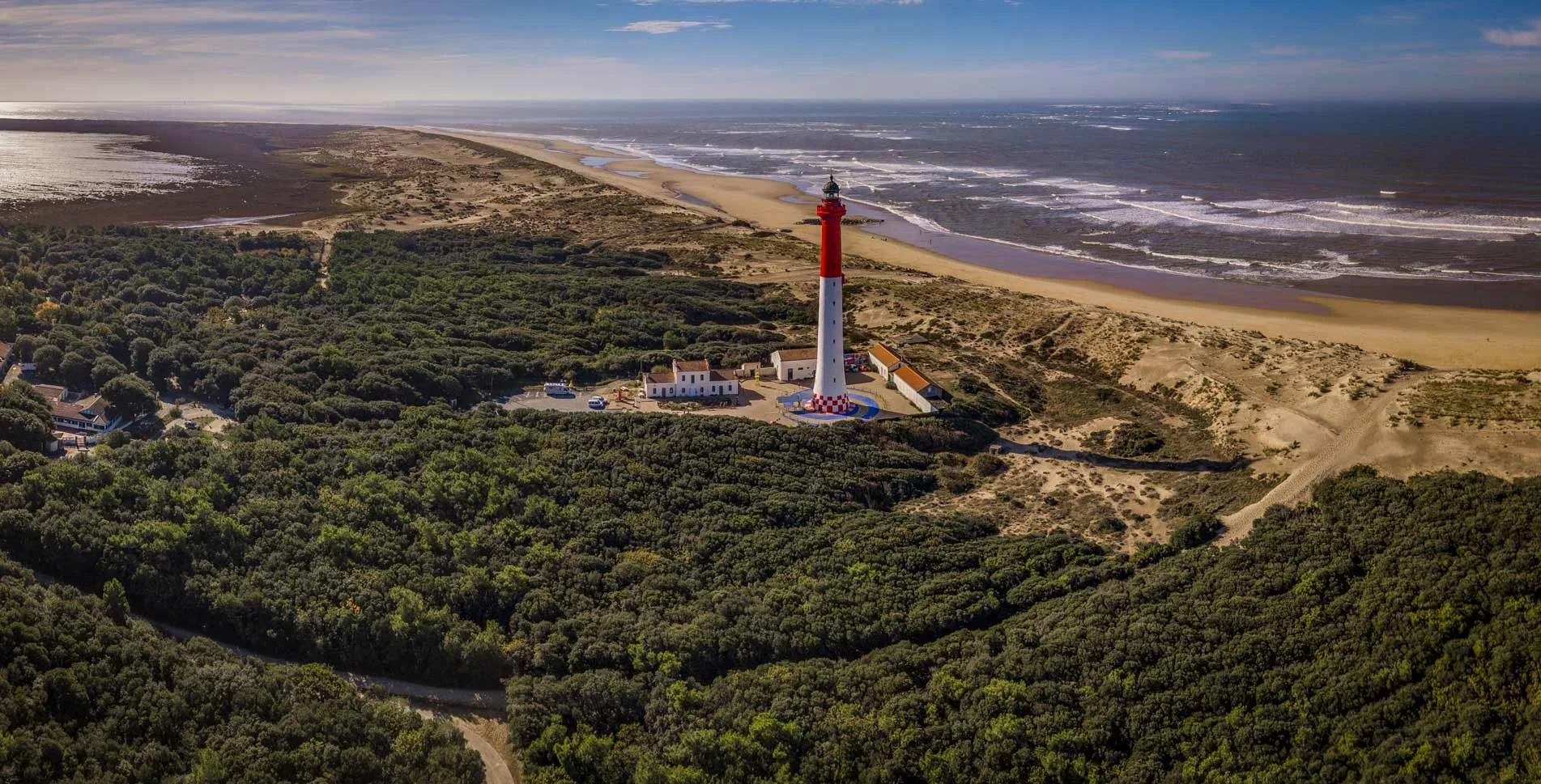 phare-coubre-charente-maritime.jpg