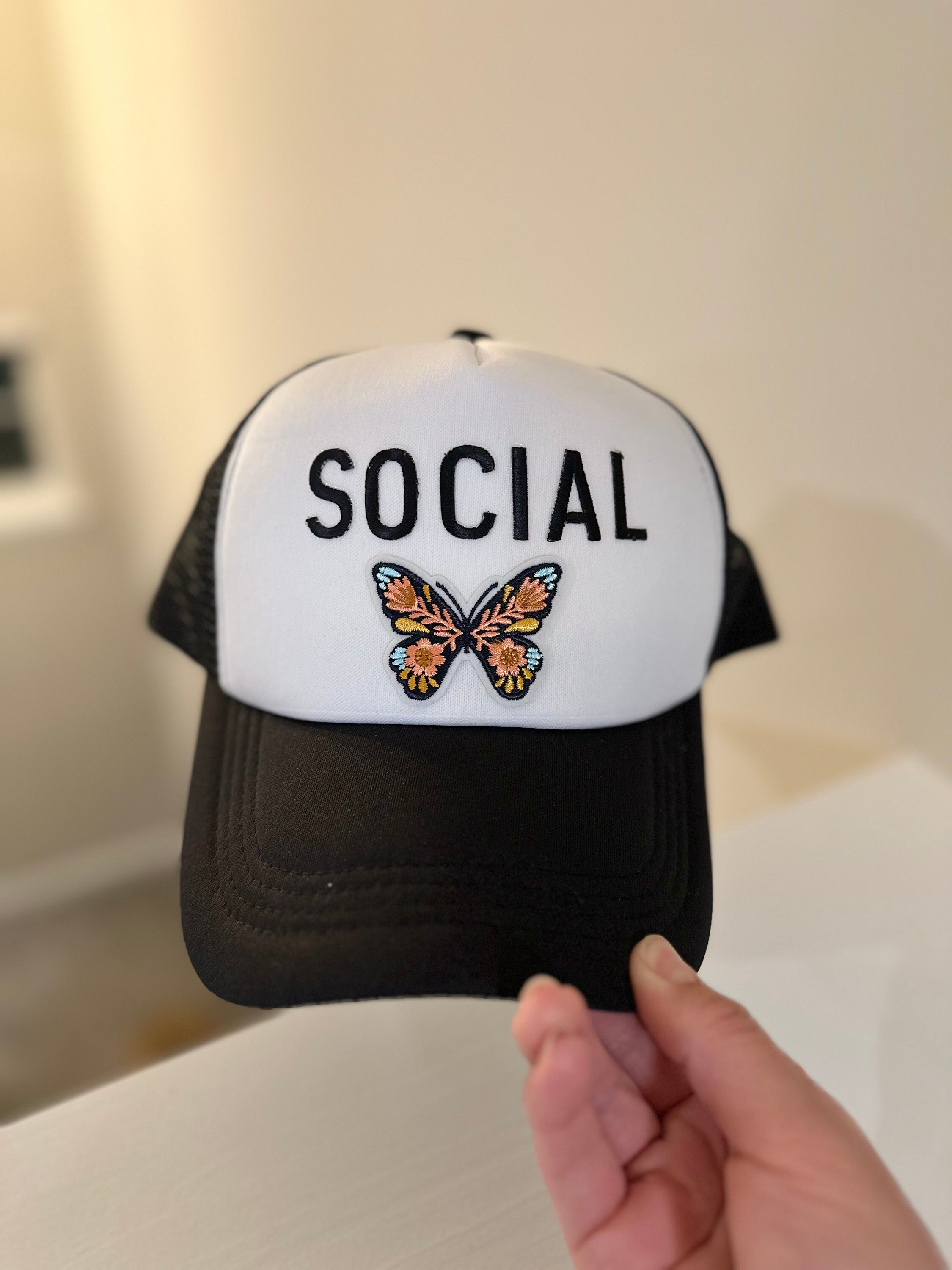 https://i.etsystatic.com/51400241/r/il/c81e2f/5930717468/il_fullxfull.5930717468_3kh5.jpg