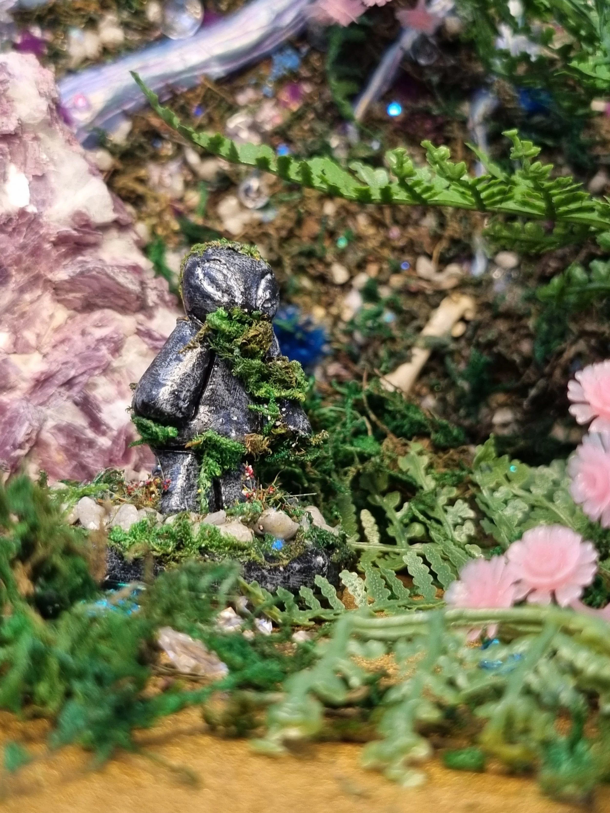 Mossy Glorp Statue