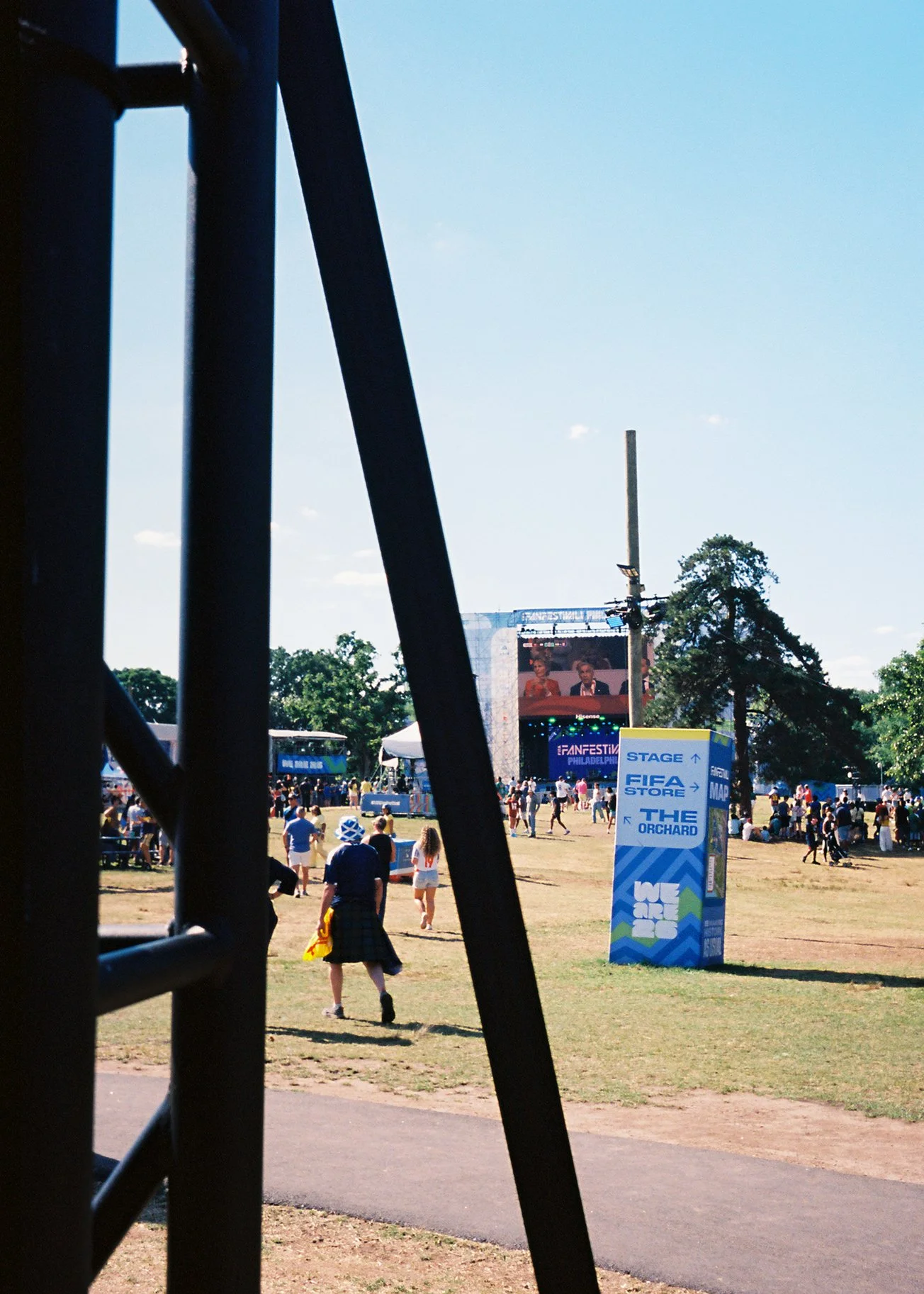 FanFest_crop-014.jpg