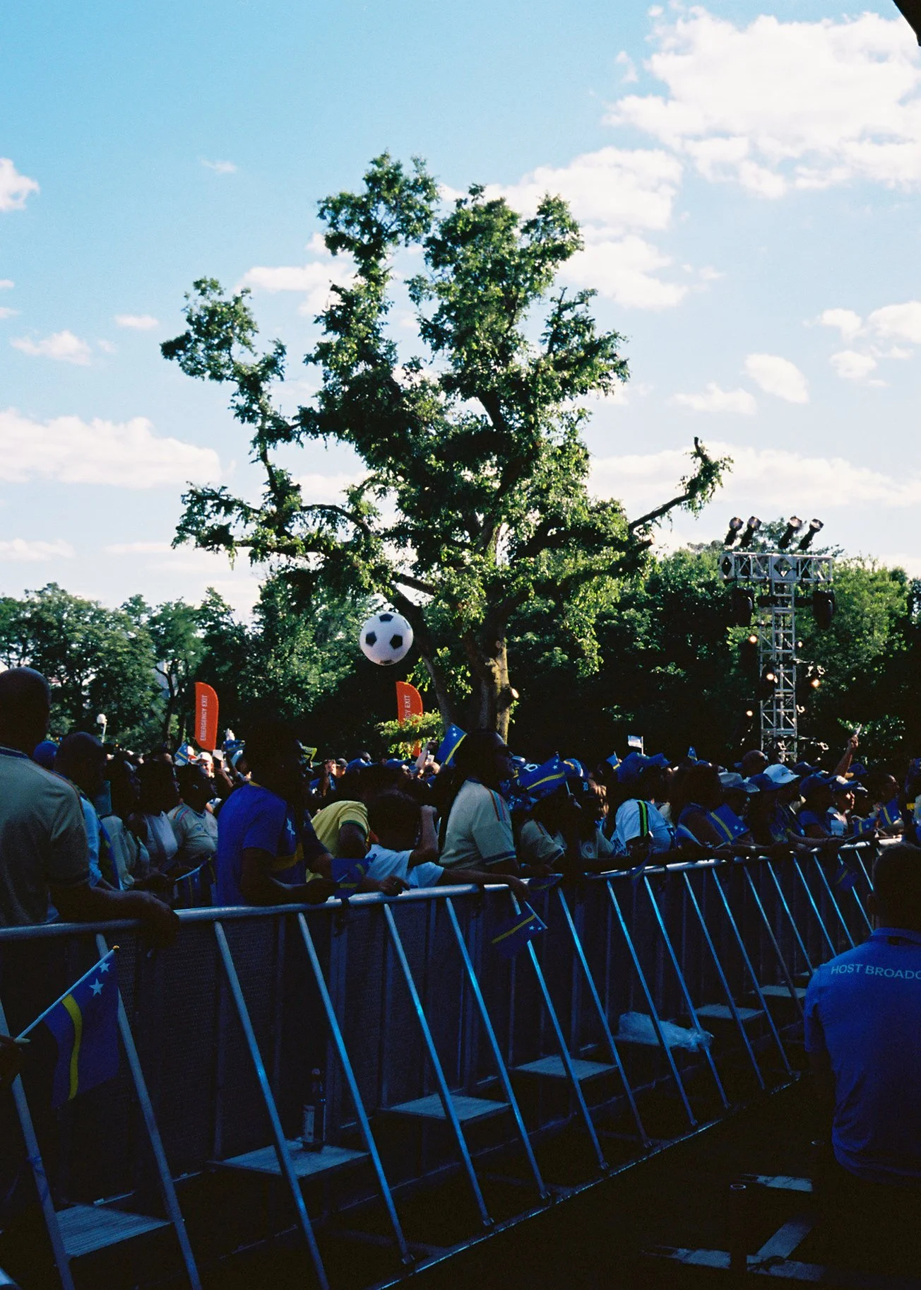 FanFest_crop-019.jpg