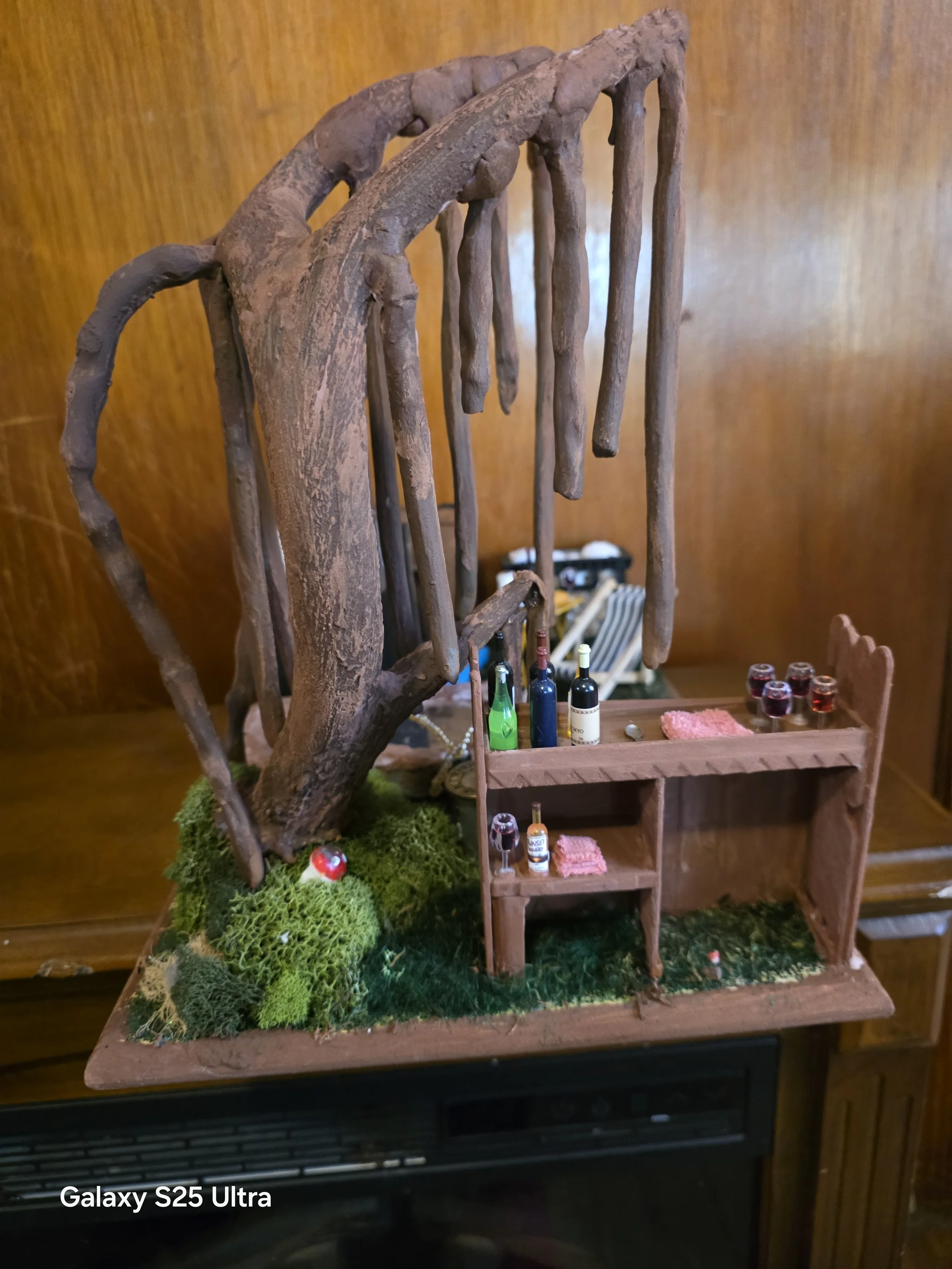 Diorama Camping With A Root Tree 7.jpg