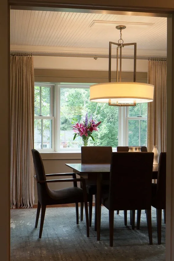 standwood dark .webp