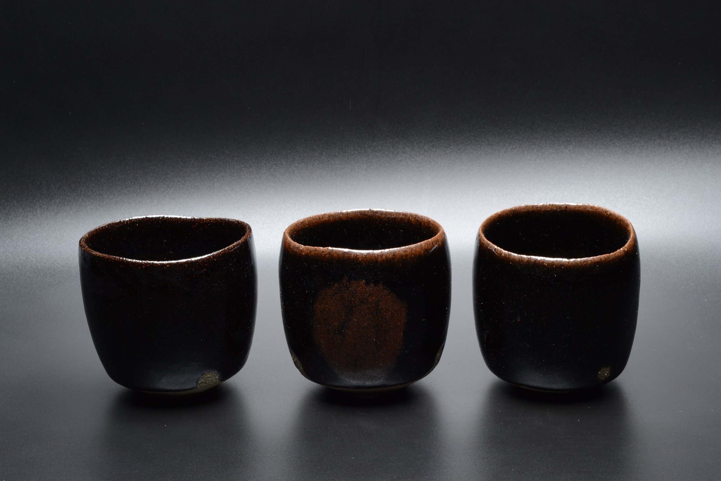   Lot de 3 tasses    Réf. Lot5   80€ 