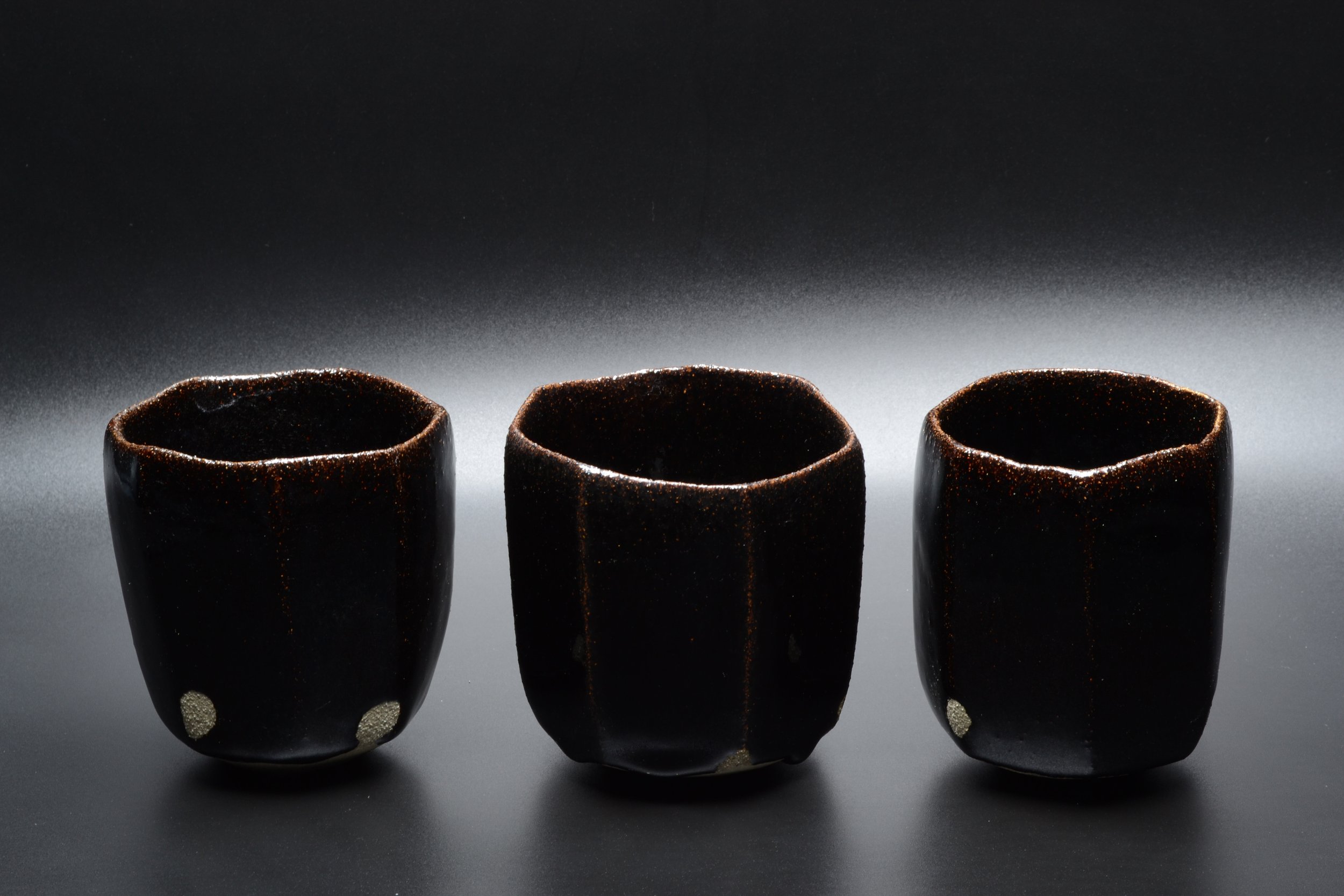   Lot de 3 tasses    Réf. Lot3   80€ 