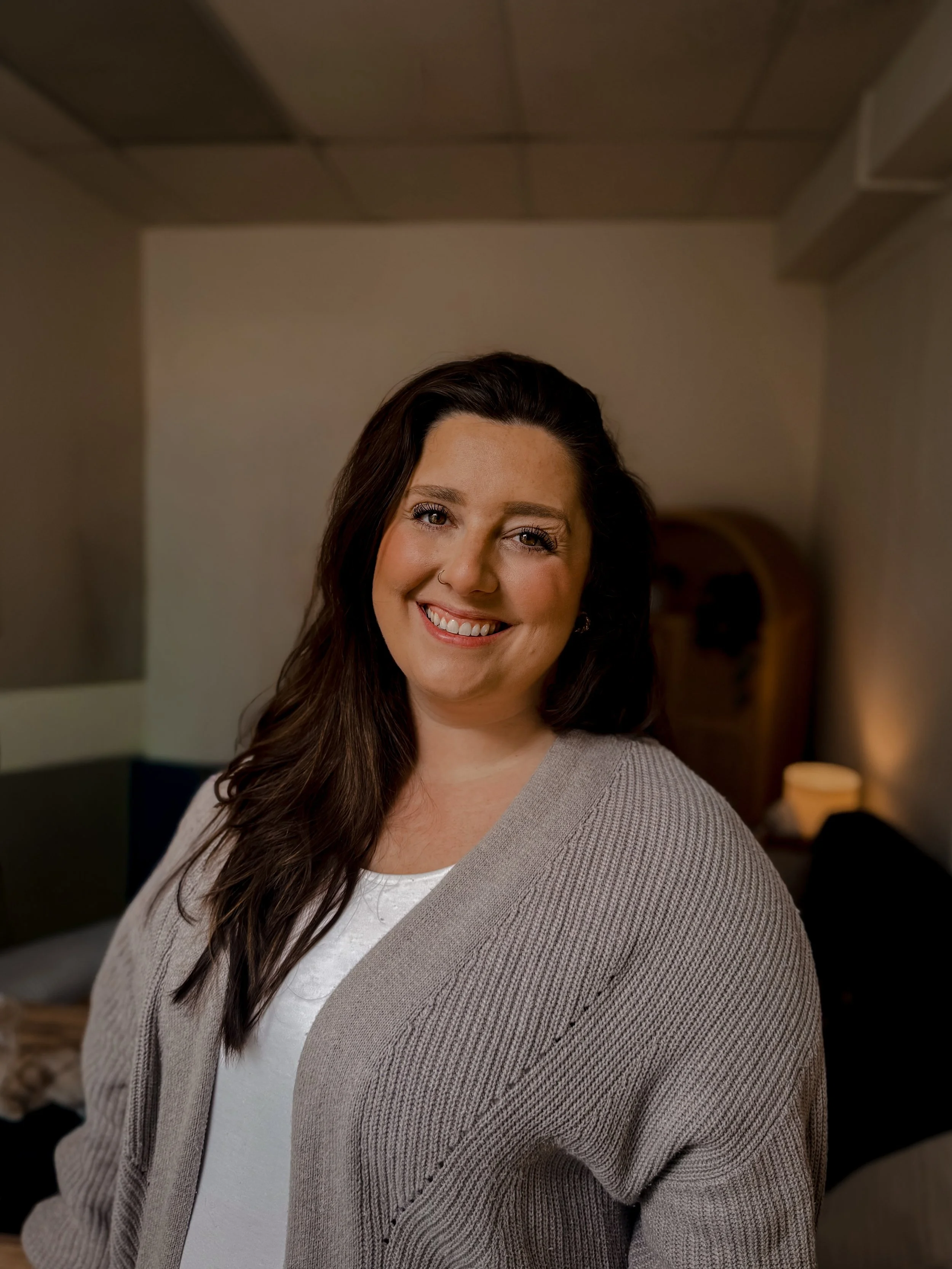 young female philadelphia therapist in an office