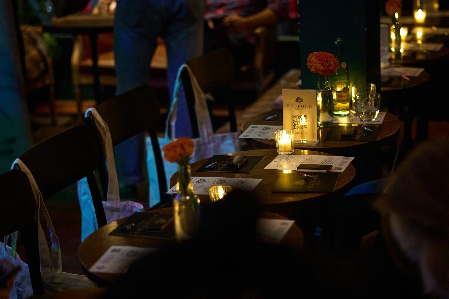 A few days later and we&rsquo;re still feeling the glow.
We lit the flame with @fosforomezcal , shared stories, and raised our copitas. 

What a night! 

📍 @cabinetmezcalbar 
🕯️ @fosforomezcal