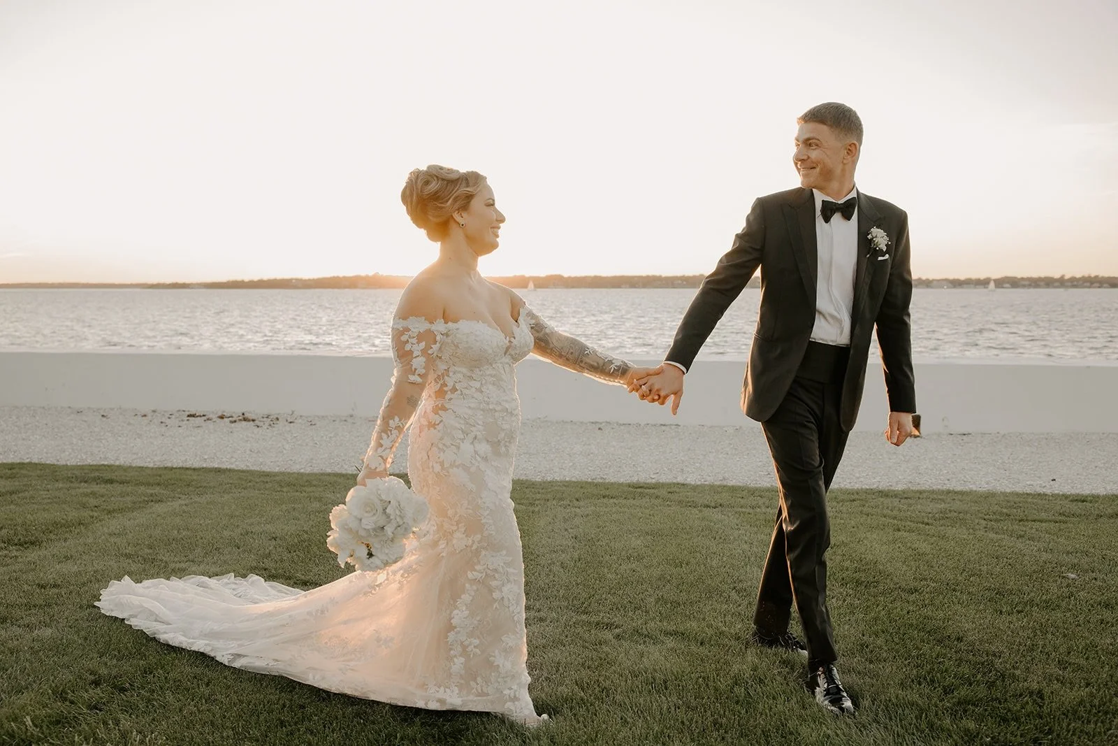A Newport moment just hits right. #BelleMer 
@movemountainsco 
@longwoodvenuesanddestinations 
@rhodeislandweddinghair 
@beautybynelse