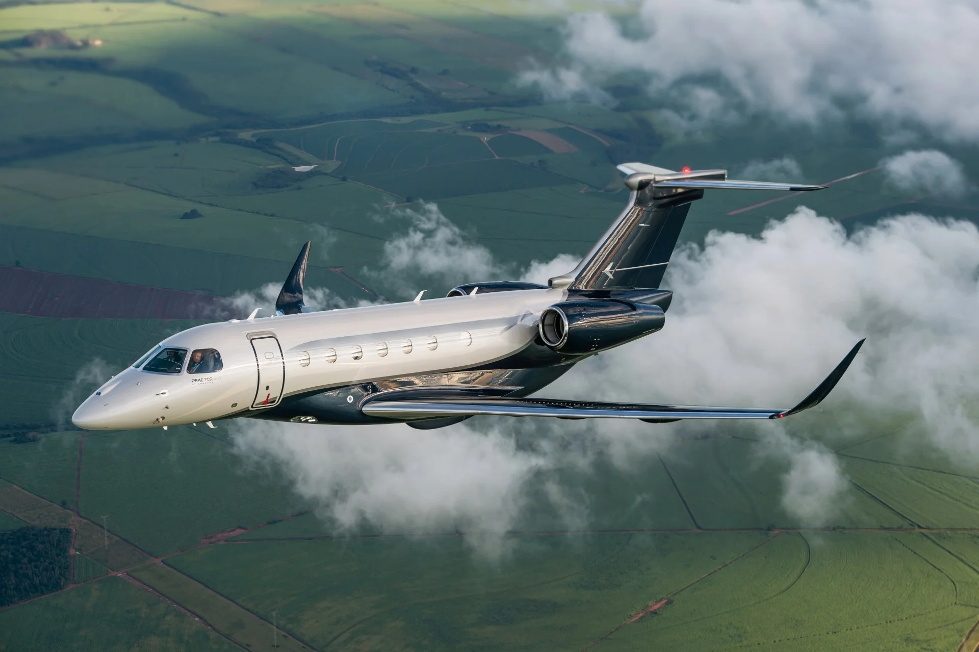 London to Geneva Private Jet: Flight Time and Prices