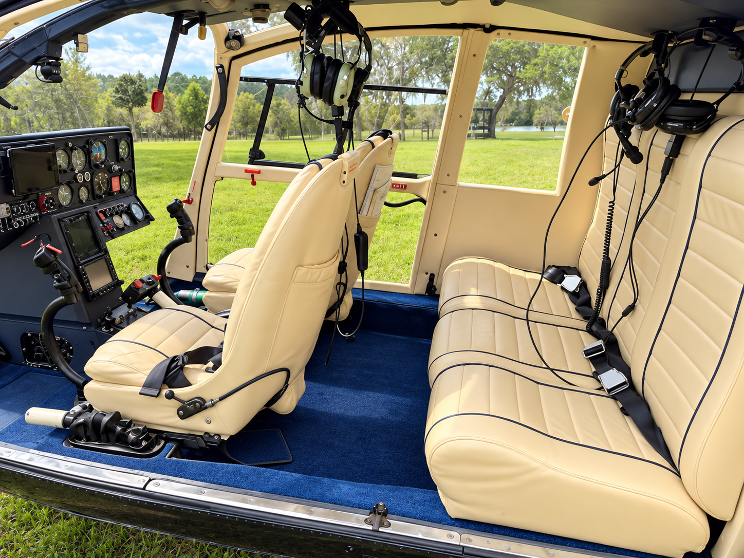 SA341 Gazelle single-engine helicopter with distinctive Fenestron tail rotor