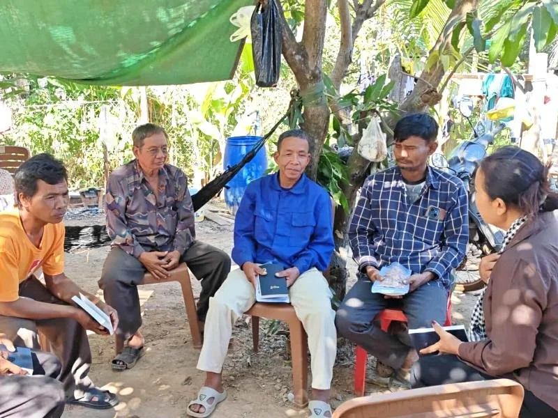 Quiet,_But_Still VERY_ACTIVE03.jpg