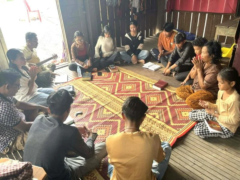 Quiet,_But_Still VERY_ACTIVE12.jpg