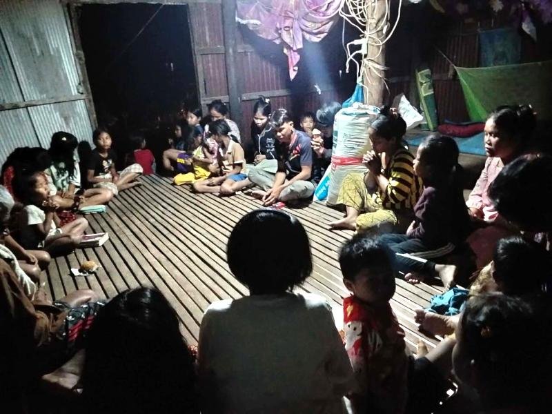 Quiet,_But_Still VERY_ACTIVE14.jpg