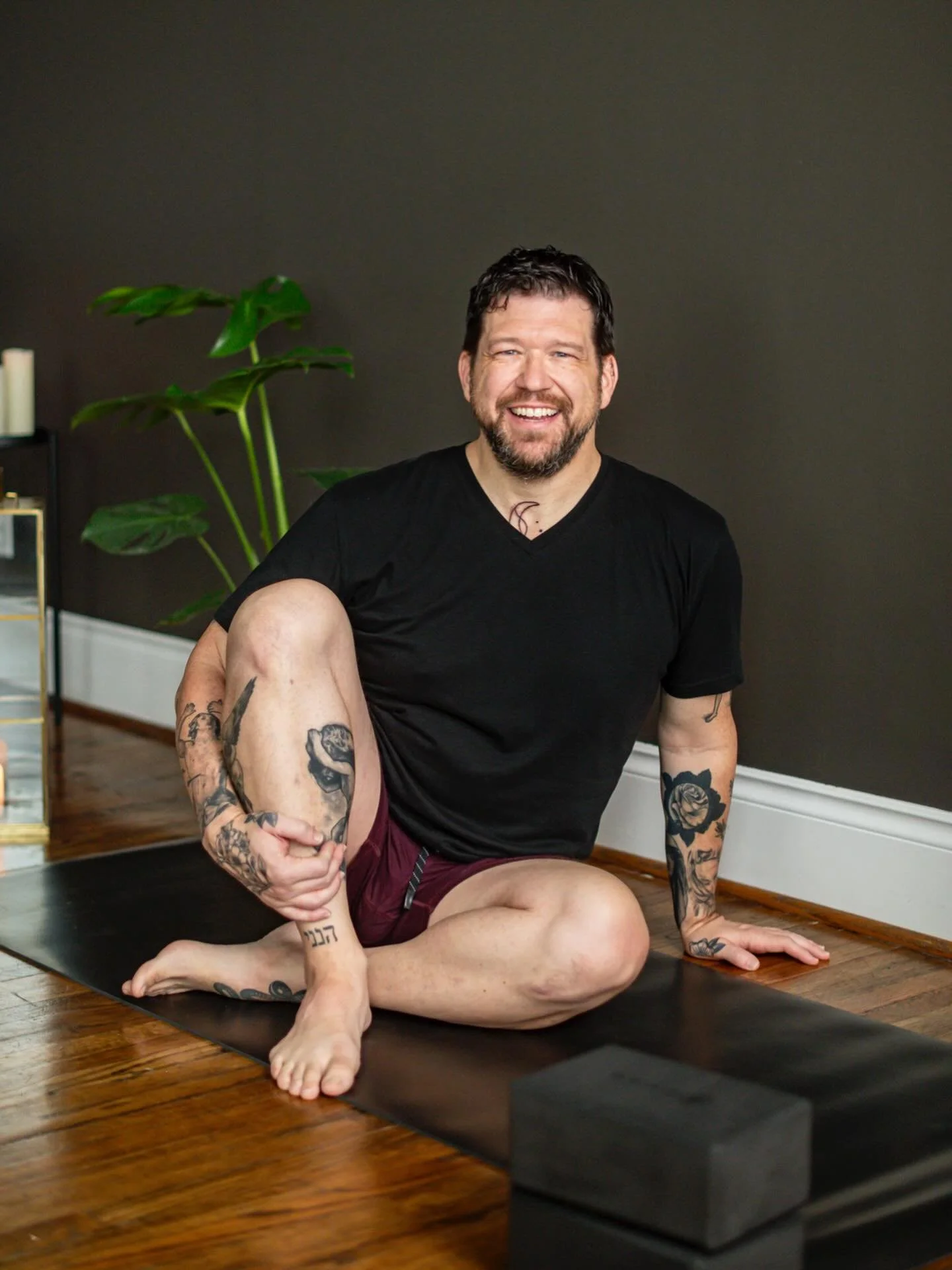 Golden 50th Birthday Slow Flow ✨ TOMORROW (Sunday) 9am with @jasonteachesyoga Come celebrate  one of your favorite yogis with us! 🕯️📻