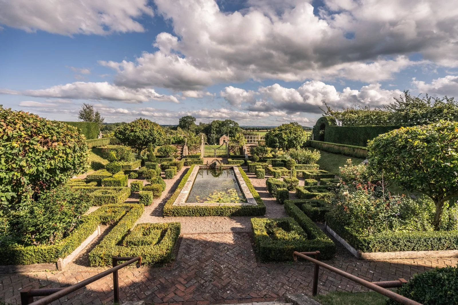 Outdoors - Maze Garden.jpg