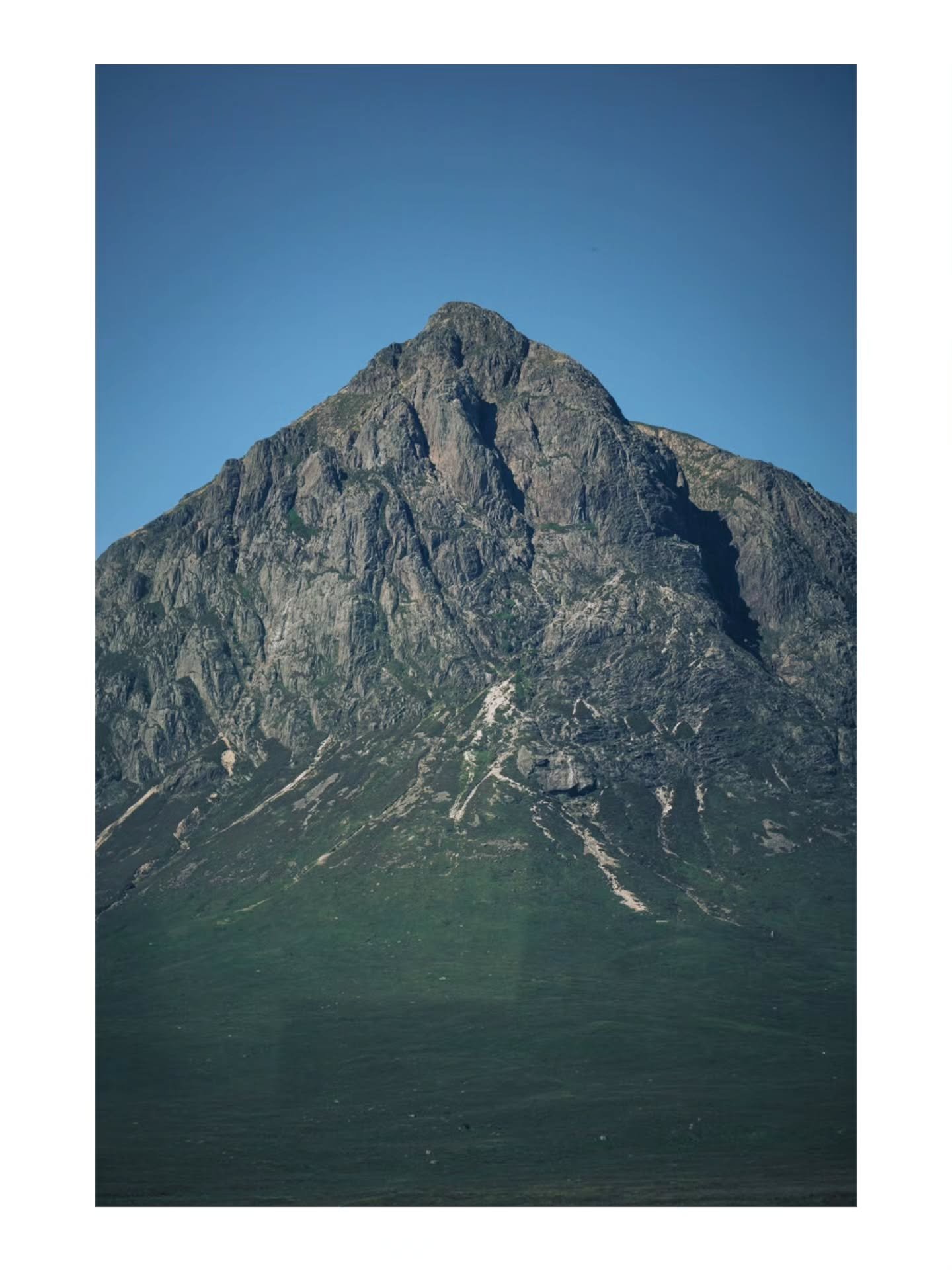 Took a trip to Fort William, Scotland the other day!
Not a cloud in the sky and some epic scenery along the way.