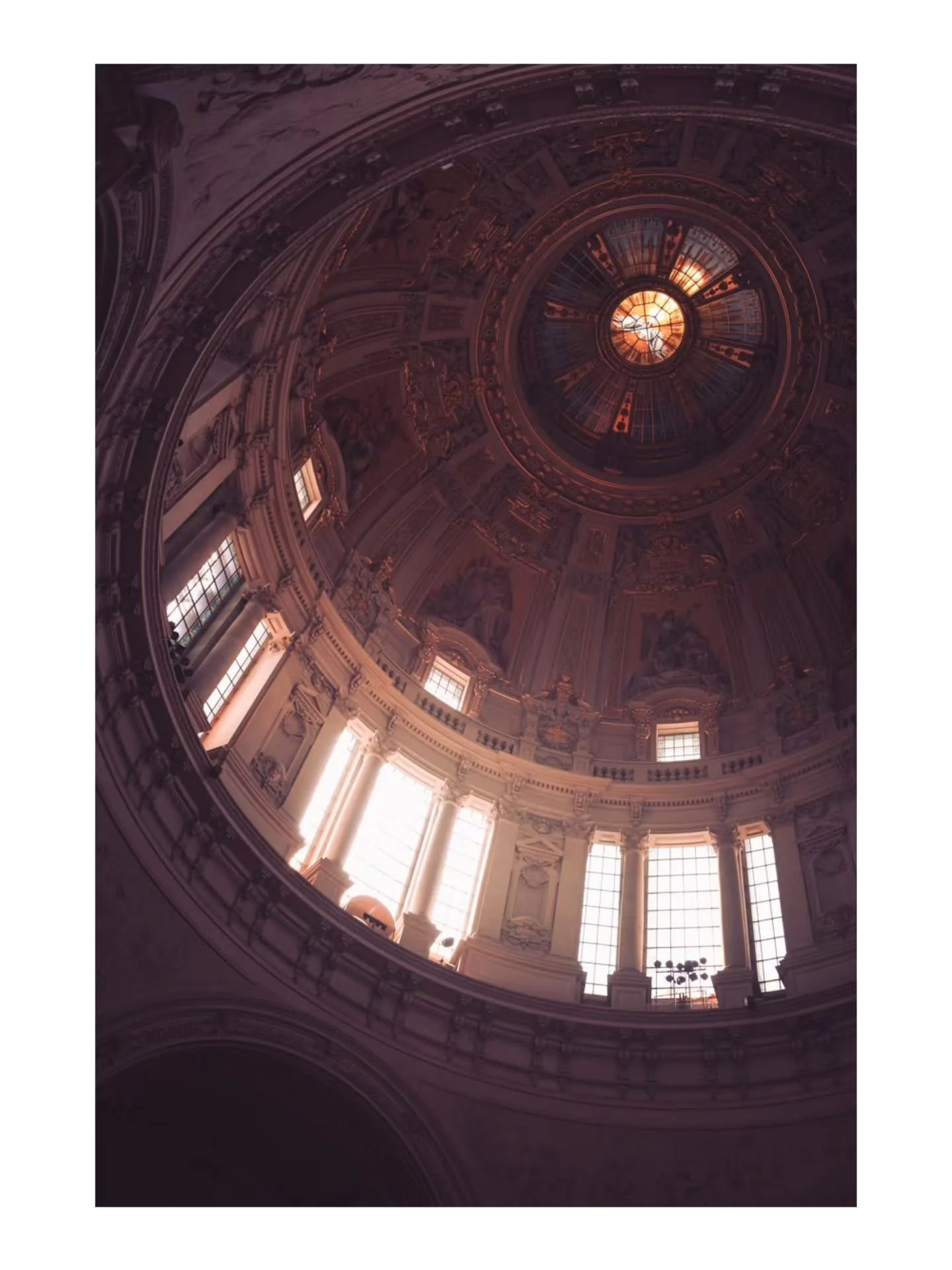Captured some beautiful light when I visited the Berlin cathedral.
@fujifilmuk
@digitalcameramag