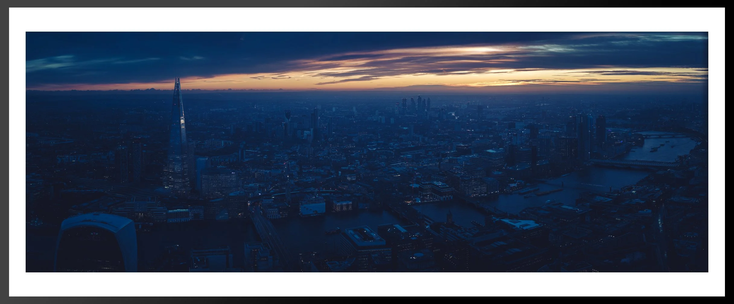 London-Skyline-Pano.jpg