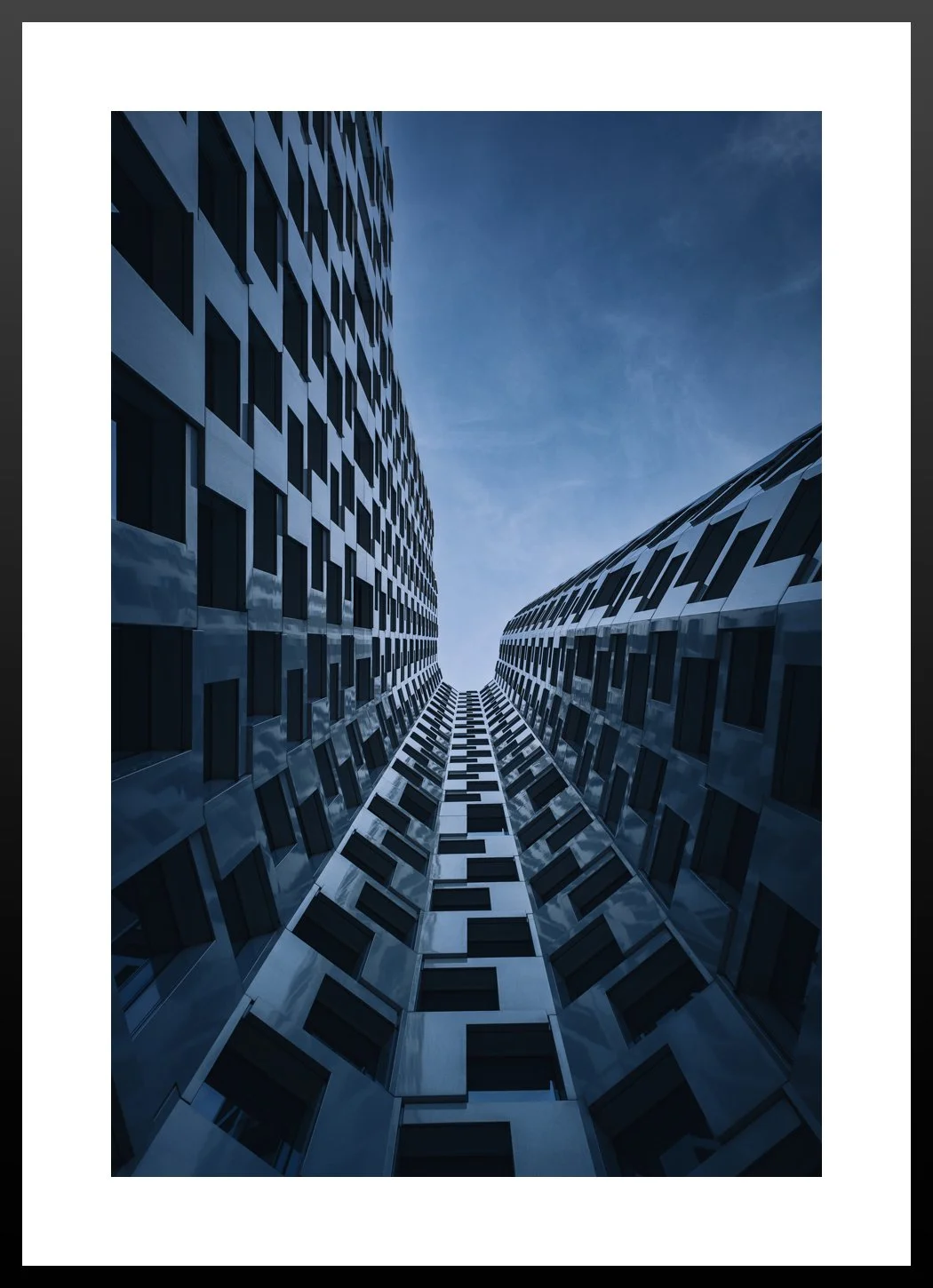 Hotel-Sky2.jpg