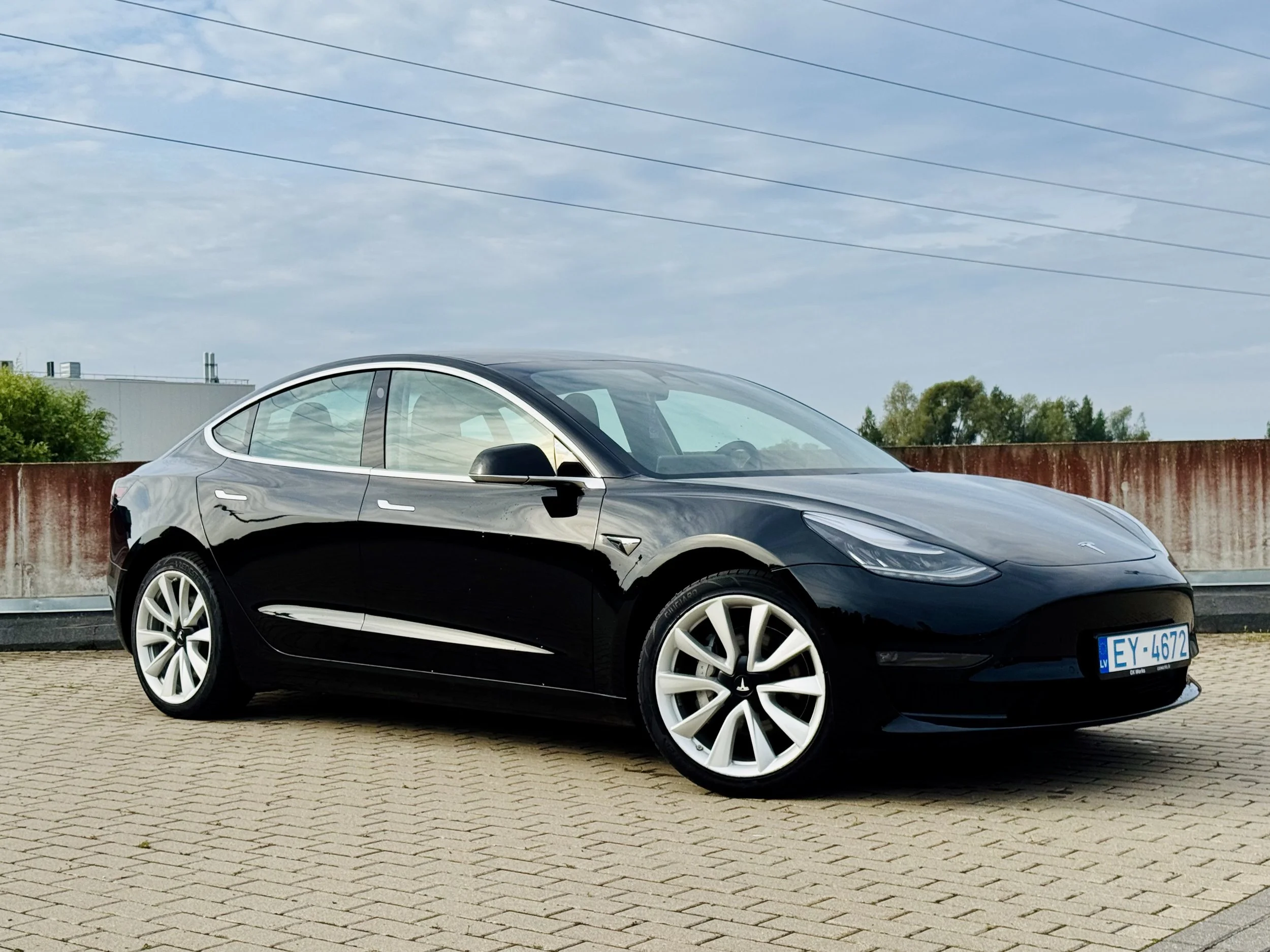 Model 3 LR 2019