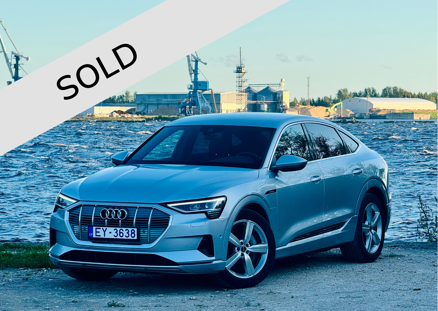 Audi E-tron 55