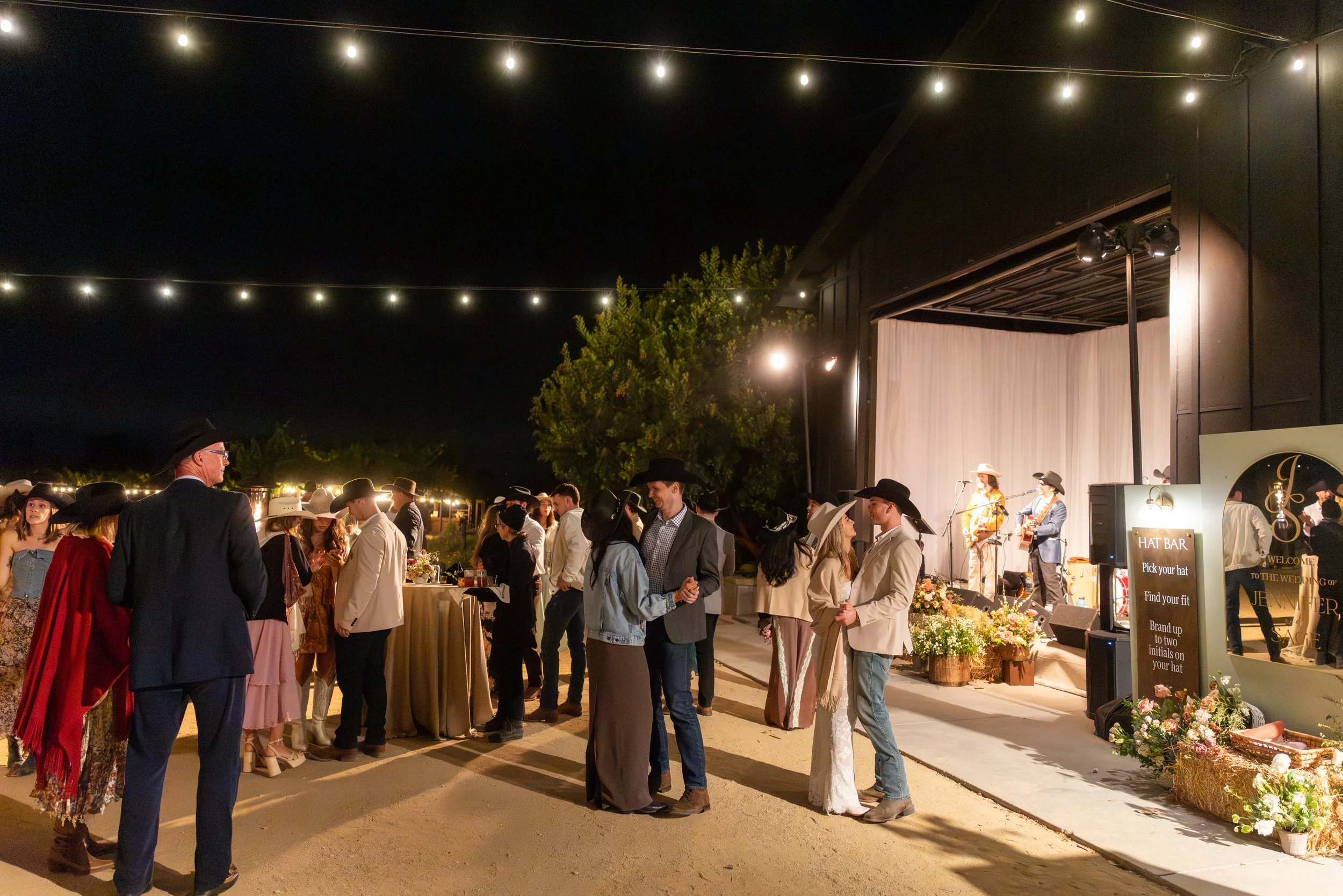 roblar_farm_wedding-150.jpg