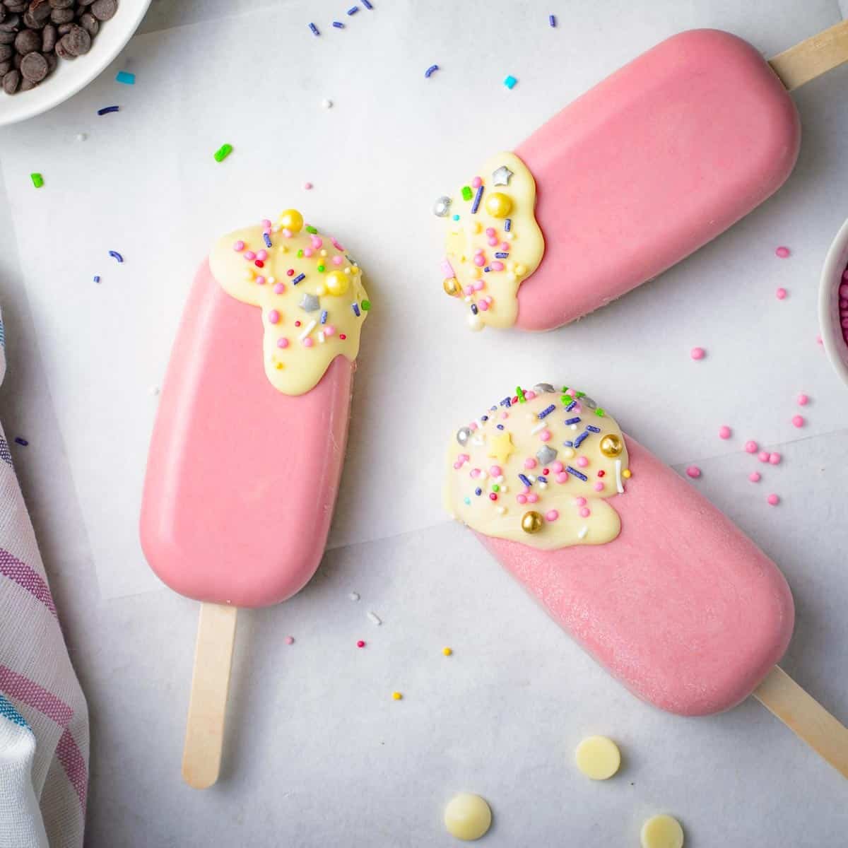 Cake popsicle