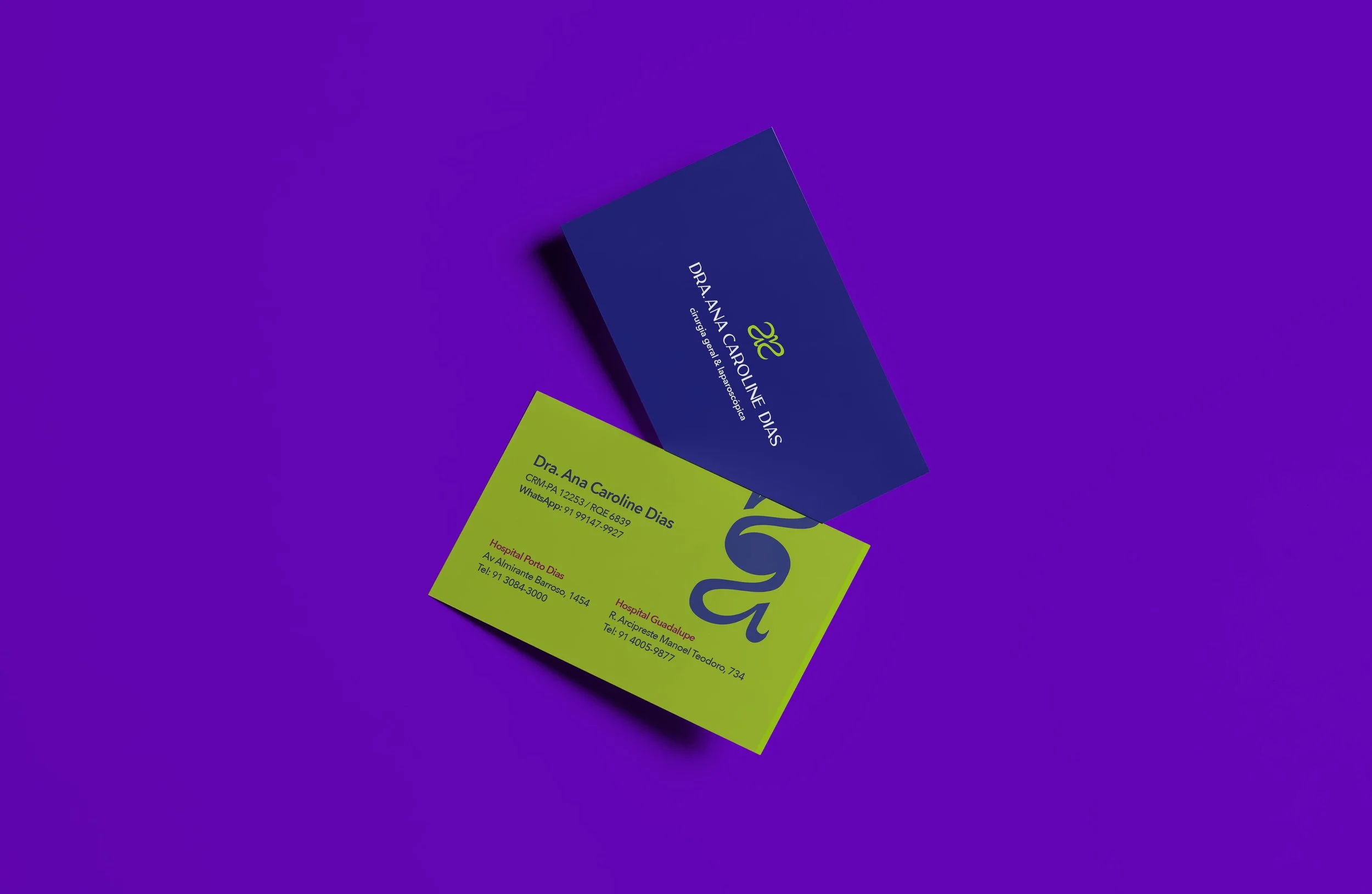mockup do cartão de visita da Ana Caroline Dias
