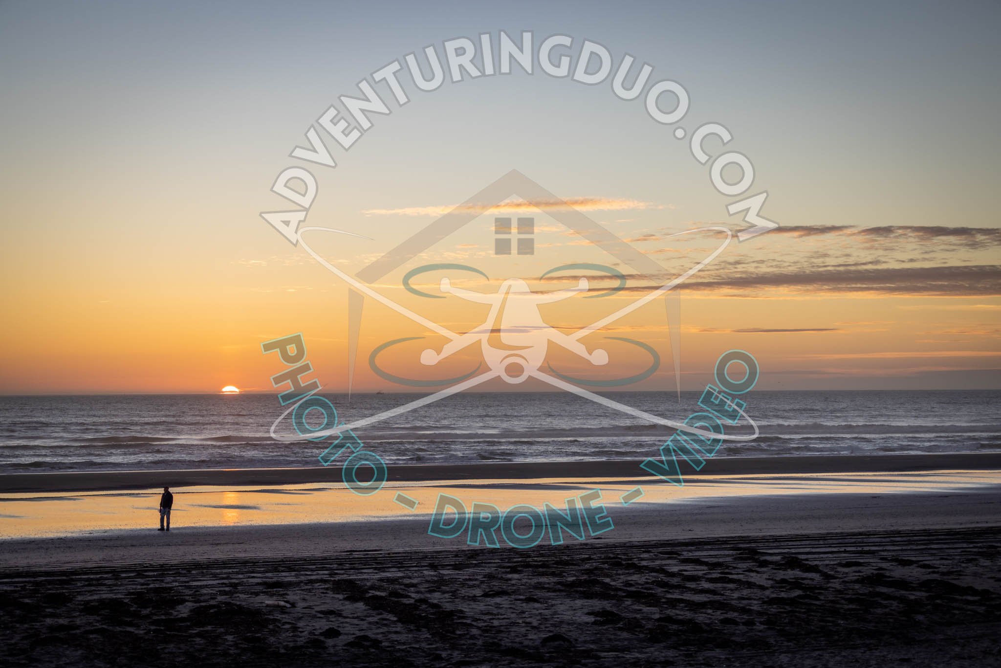 OceanShores-beach-pack-AdventuringDuo-watermarked-1.jpg