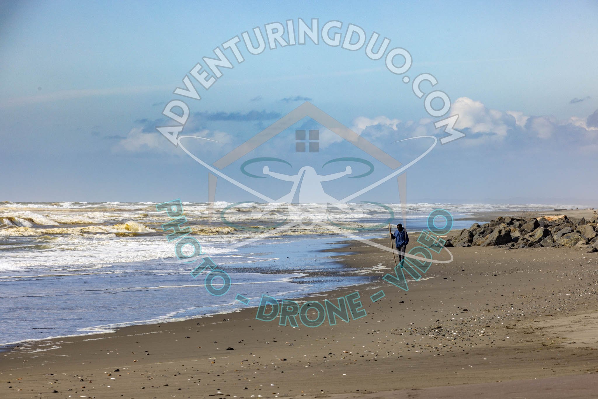 OceanShores-beach-pack-AdventuringDuo-watermarked-4.jpg