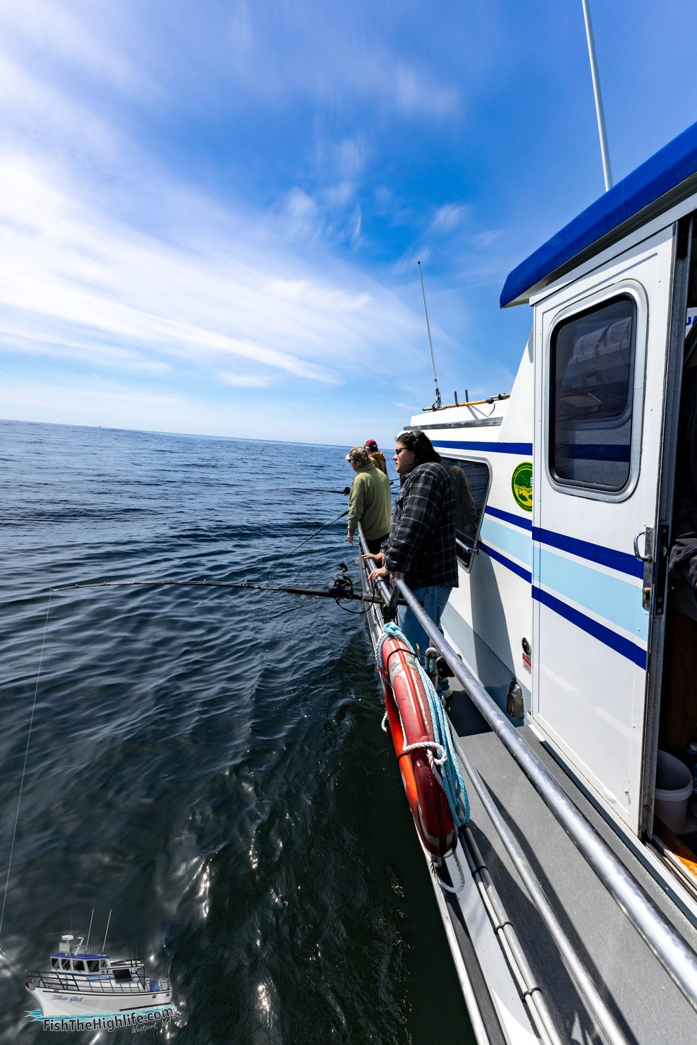 Charter-boat-highlife-photoShoot-2025-adventuring-duo-25.jpg