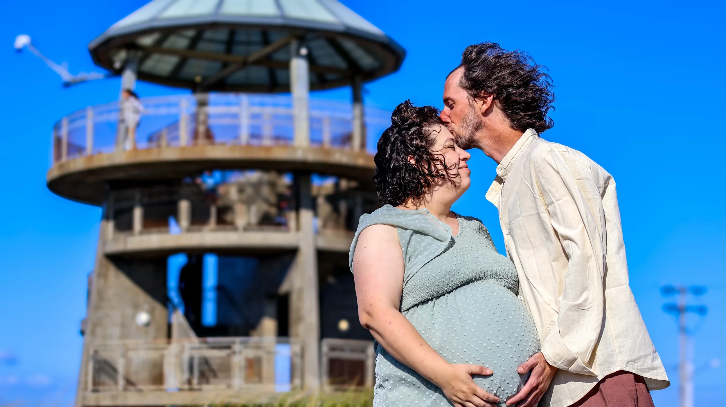 maternity photoshoot in westport, Washington