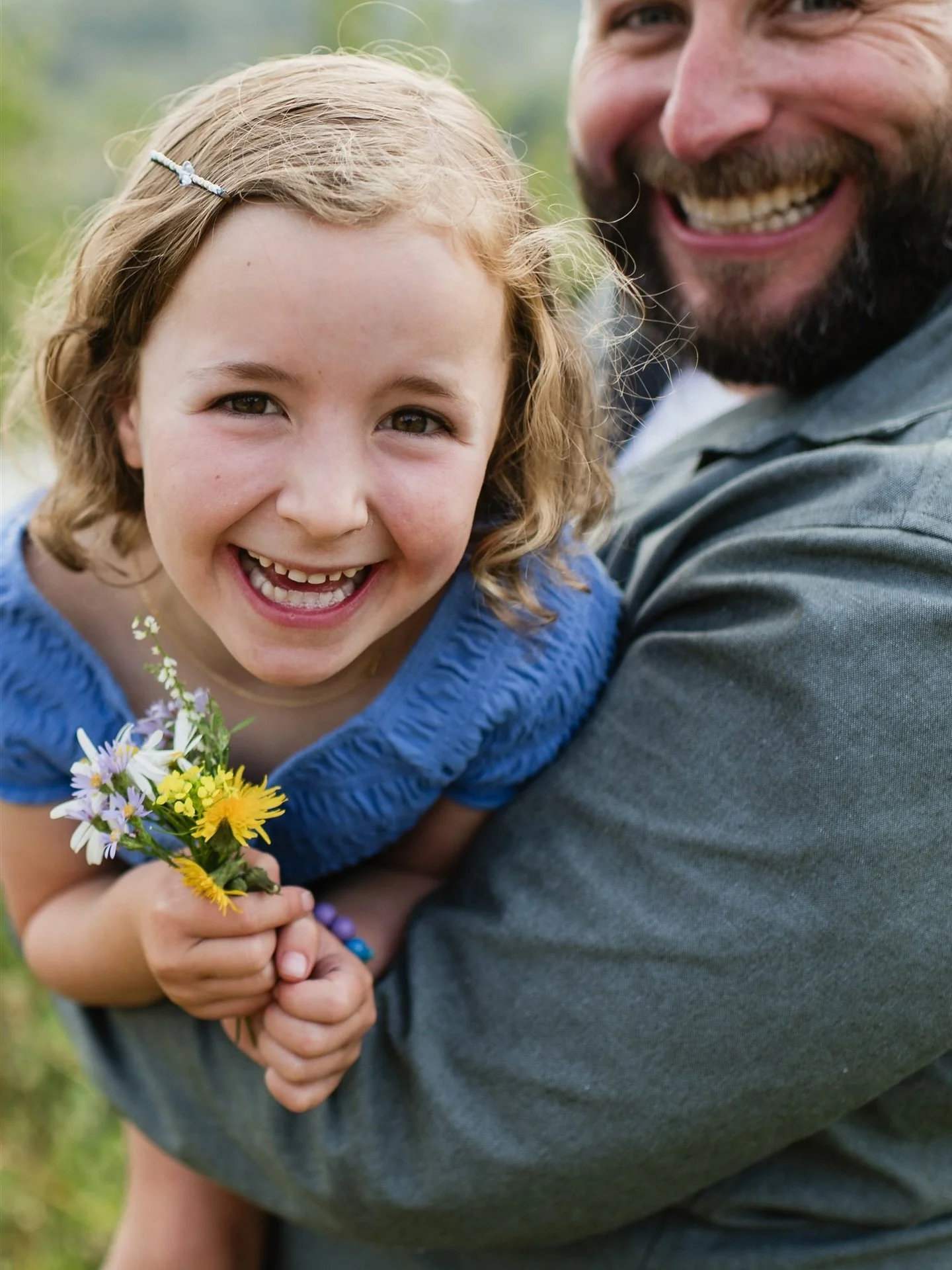 CALGARY folks! I&rsquo;m coming your way this weekend 3/4/5 and I have space for one more shoot. If you would like some sweet pics of your beautiful family send me a note and we will make it happen!