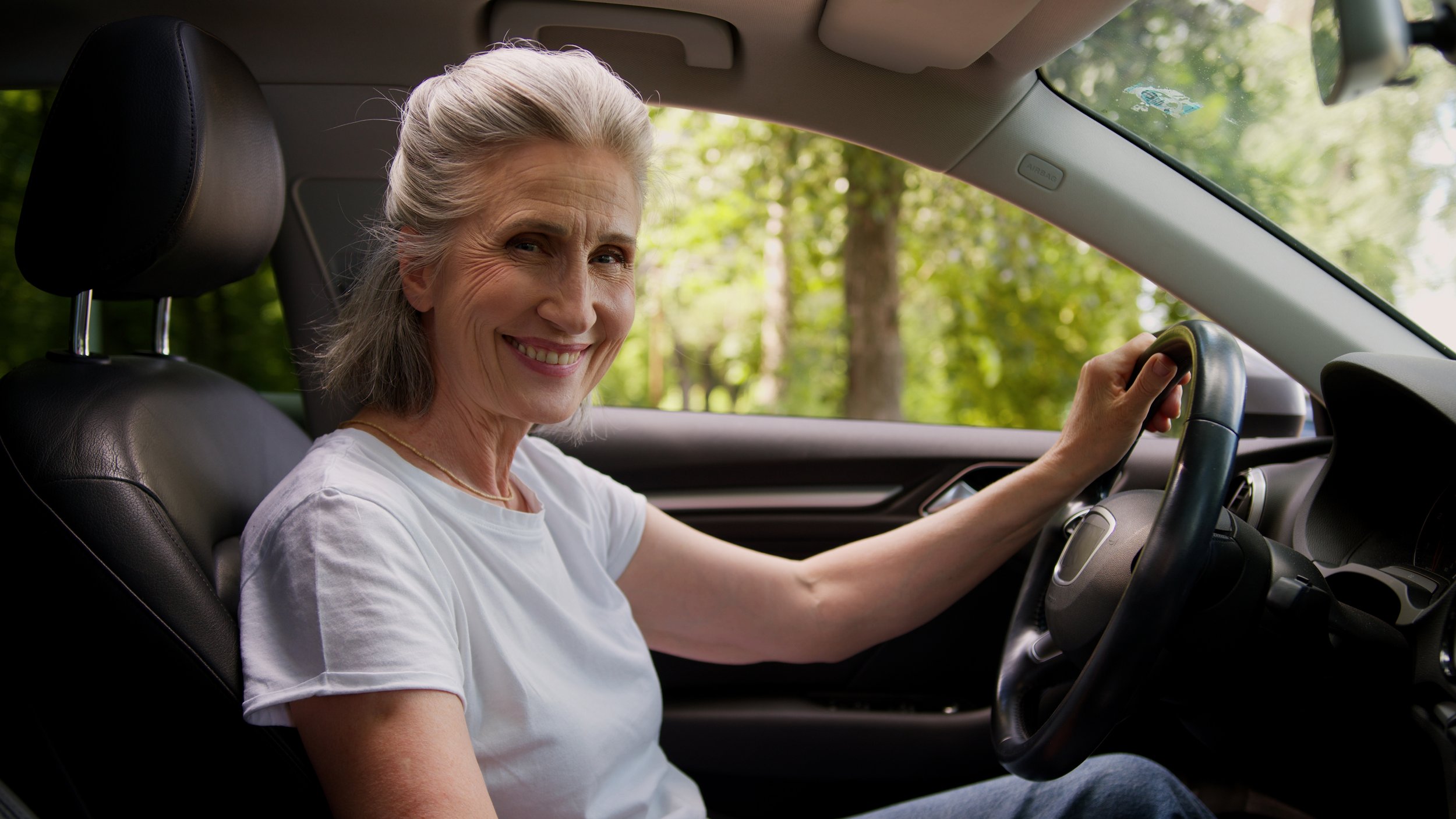 elderly woman driving after cataract surgery