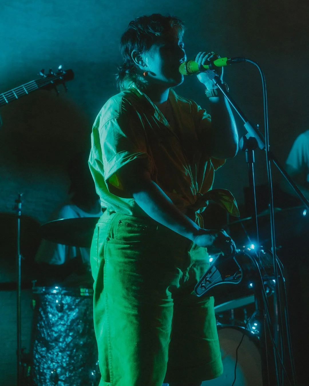 The Iris Music Festival (the first of many, lord willin&rsquo;)

Thank you, @taylorkellymusic3.0 for inviting us all together for a celebration and amplification of female voices. This event was perfect. 🌞

@wonderlandfishtown 

#musicphotographer #