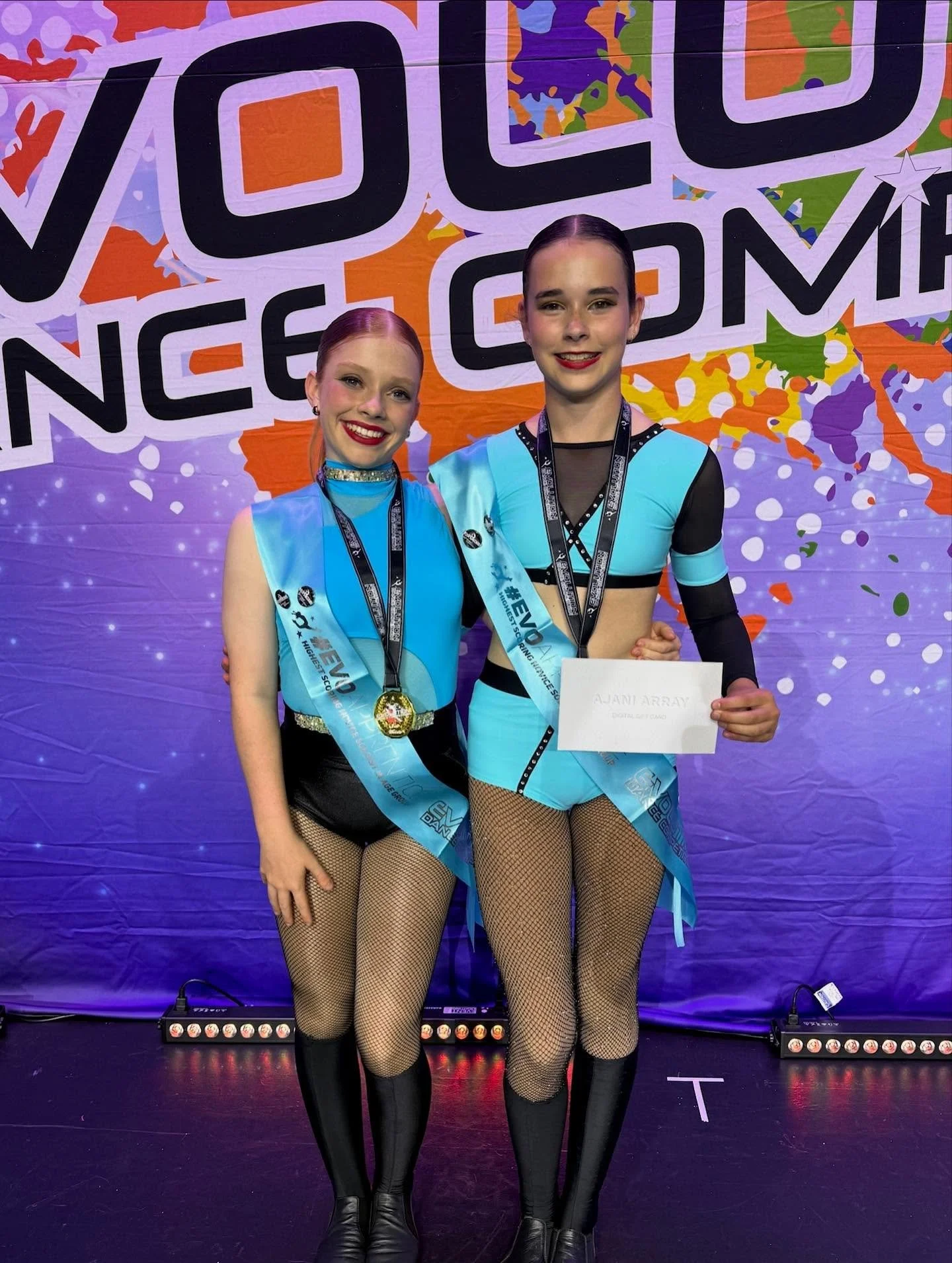 🌟 Evolution Solo Recap 🌟

We are so proud of all our amazing soloists who competed at Evolution Competition &ndash; such incredible achievements across the board! 💙✨

Makaydee Garnett
🥉 Contemporary Solo (Elite Section)

Anna Carter
🥇 Jazz Solo
