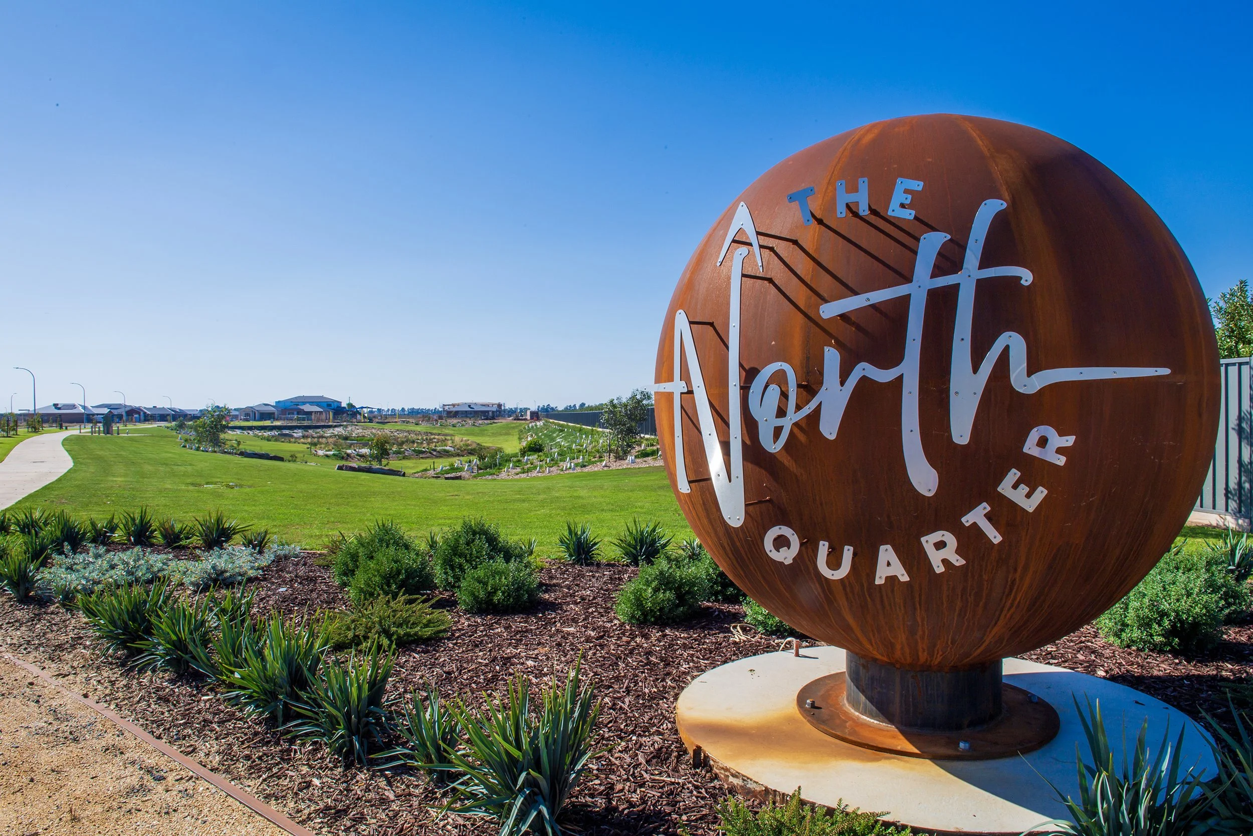 OSY_4392 NthQuart Ball.jpg