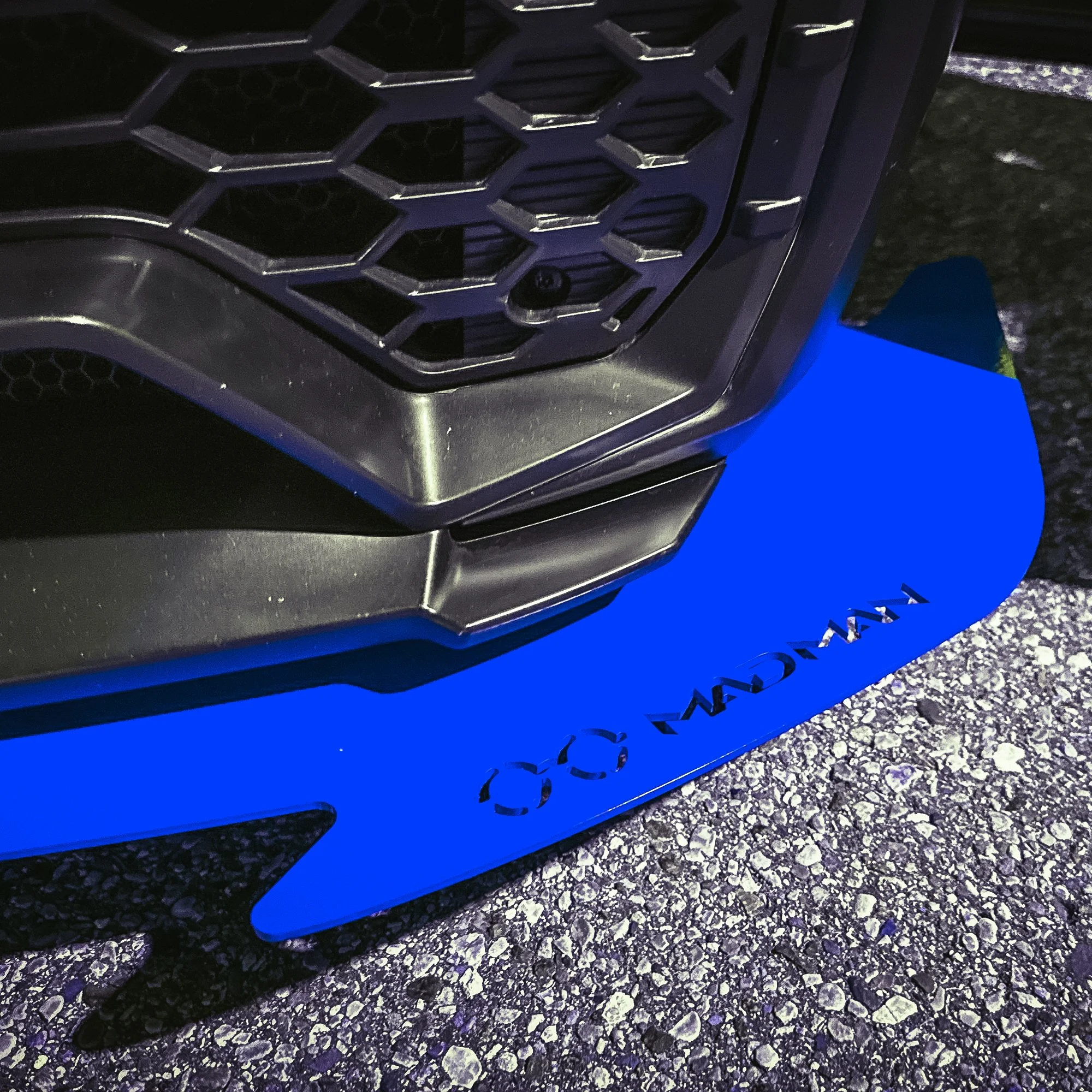 VANGUARD F3 _0010_GLOSS BLUE.jpg